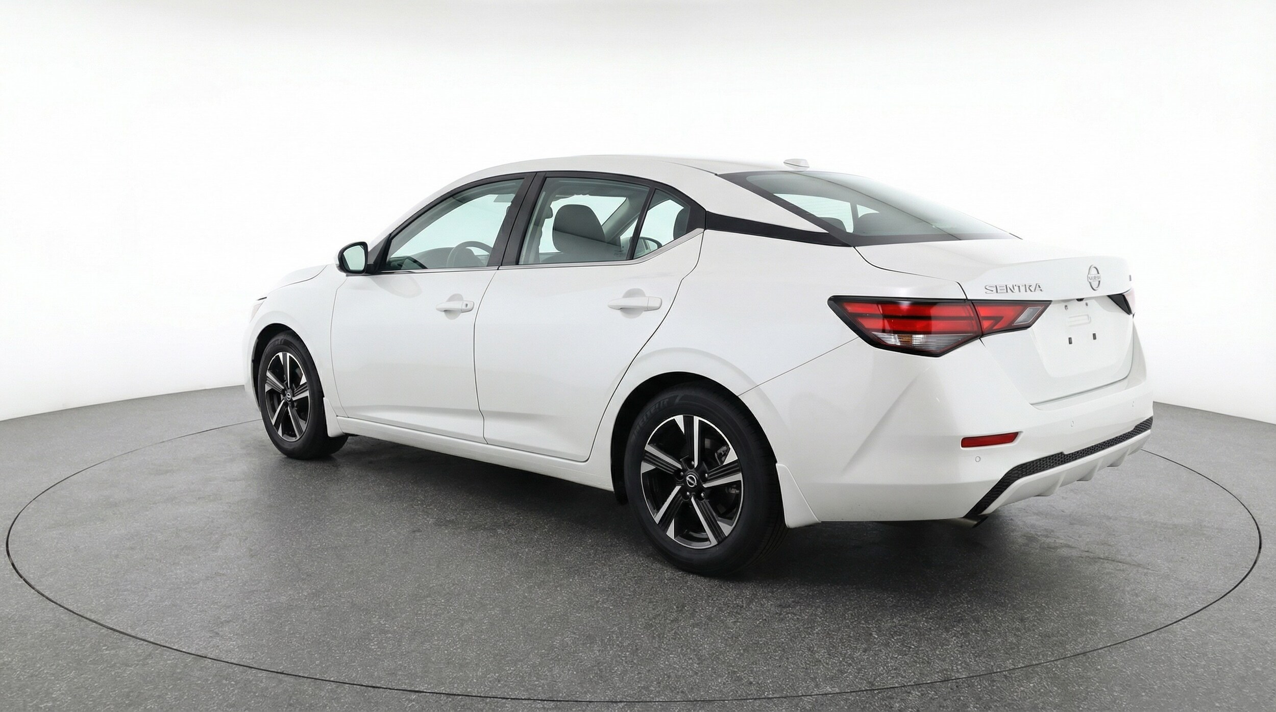 Thumbnail: 2025 Nissan Sentra - 5