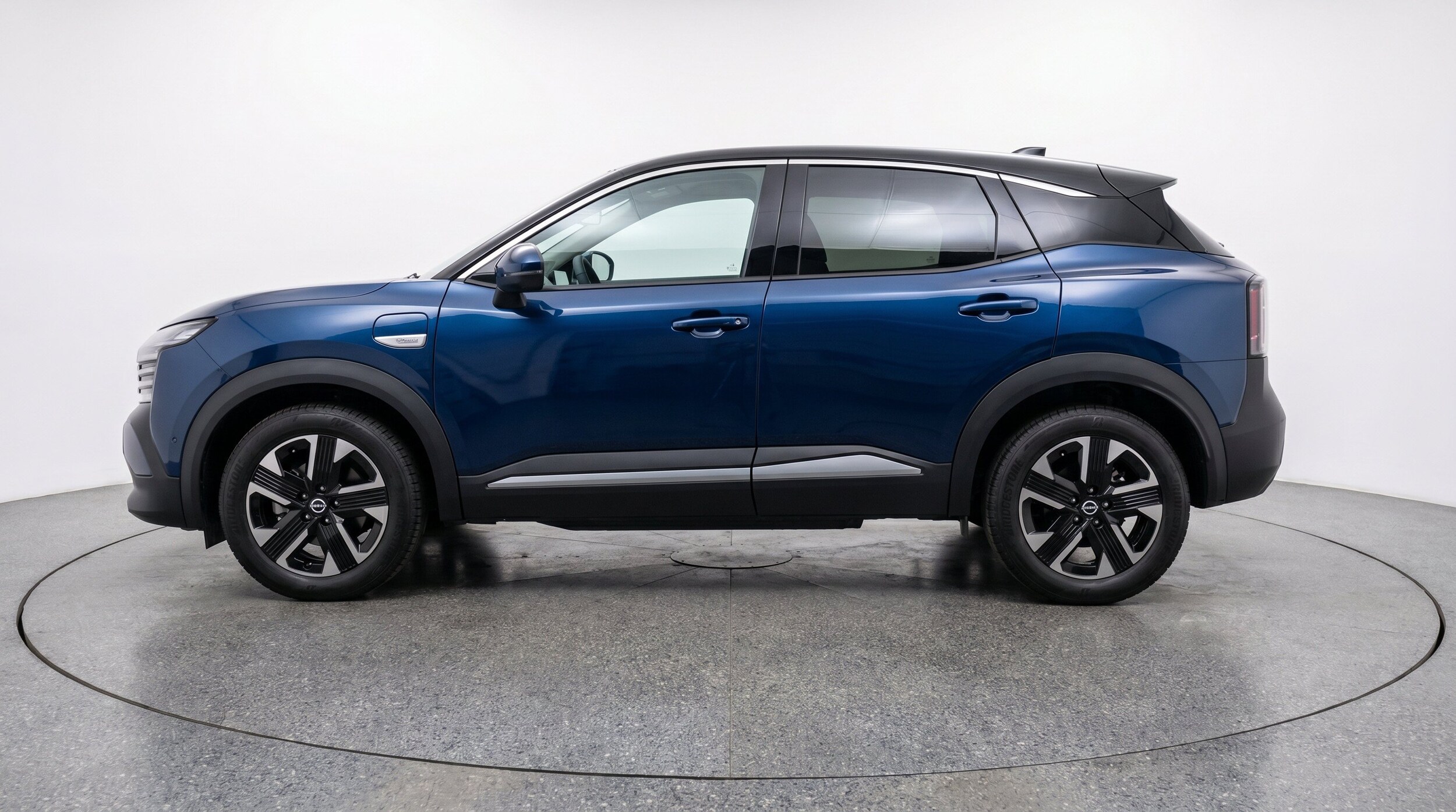 Thumbnail: 2026 Nissan Kicks - 5