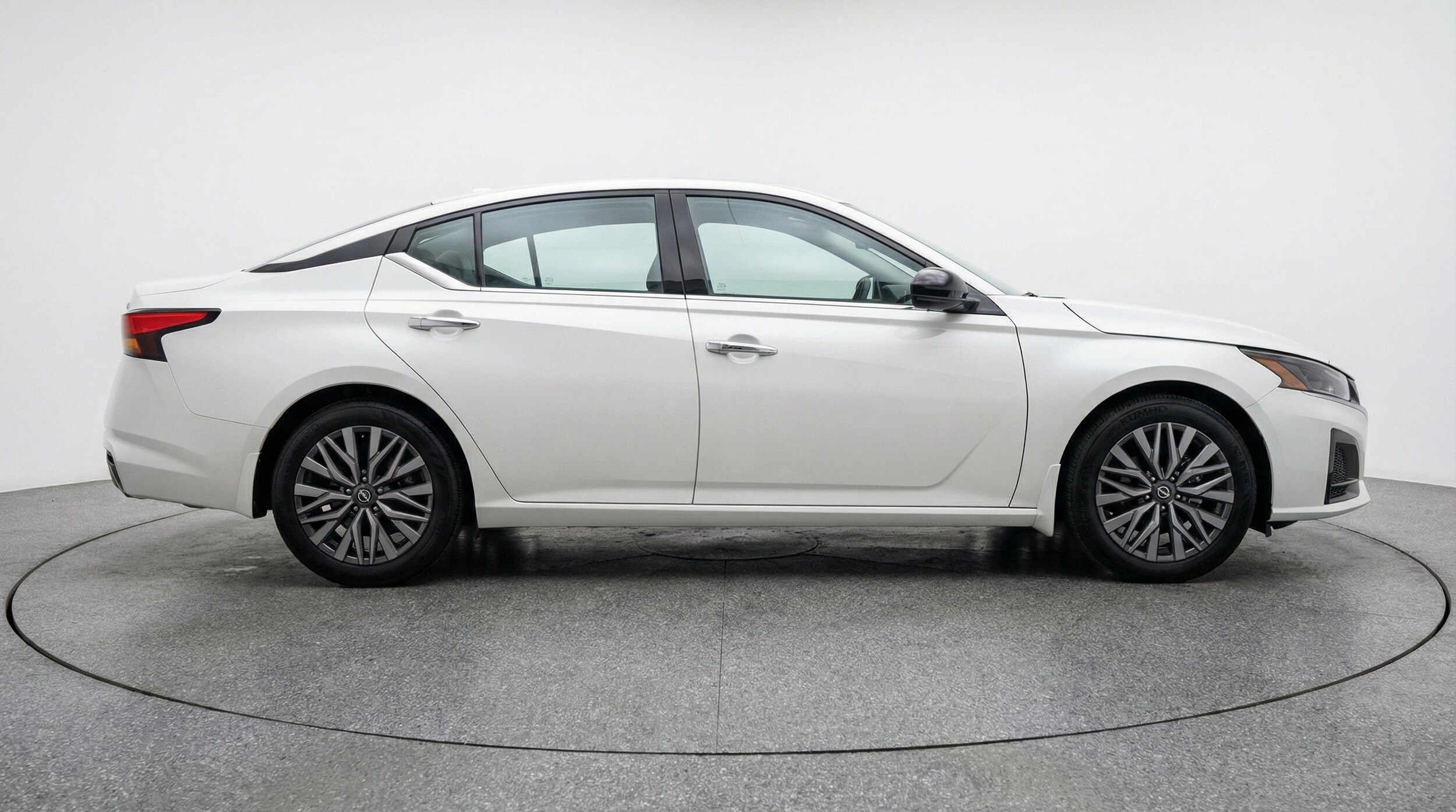 Thumbnail: 2025 Nissan Altima - 11