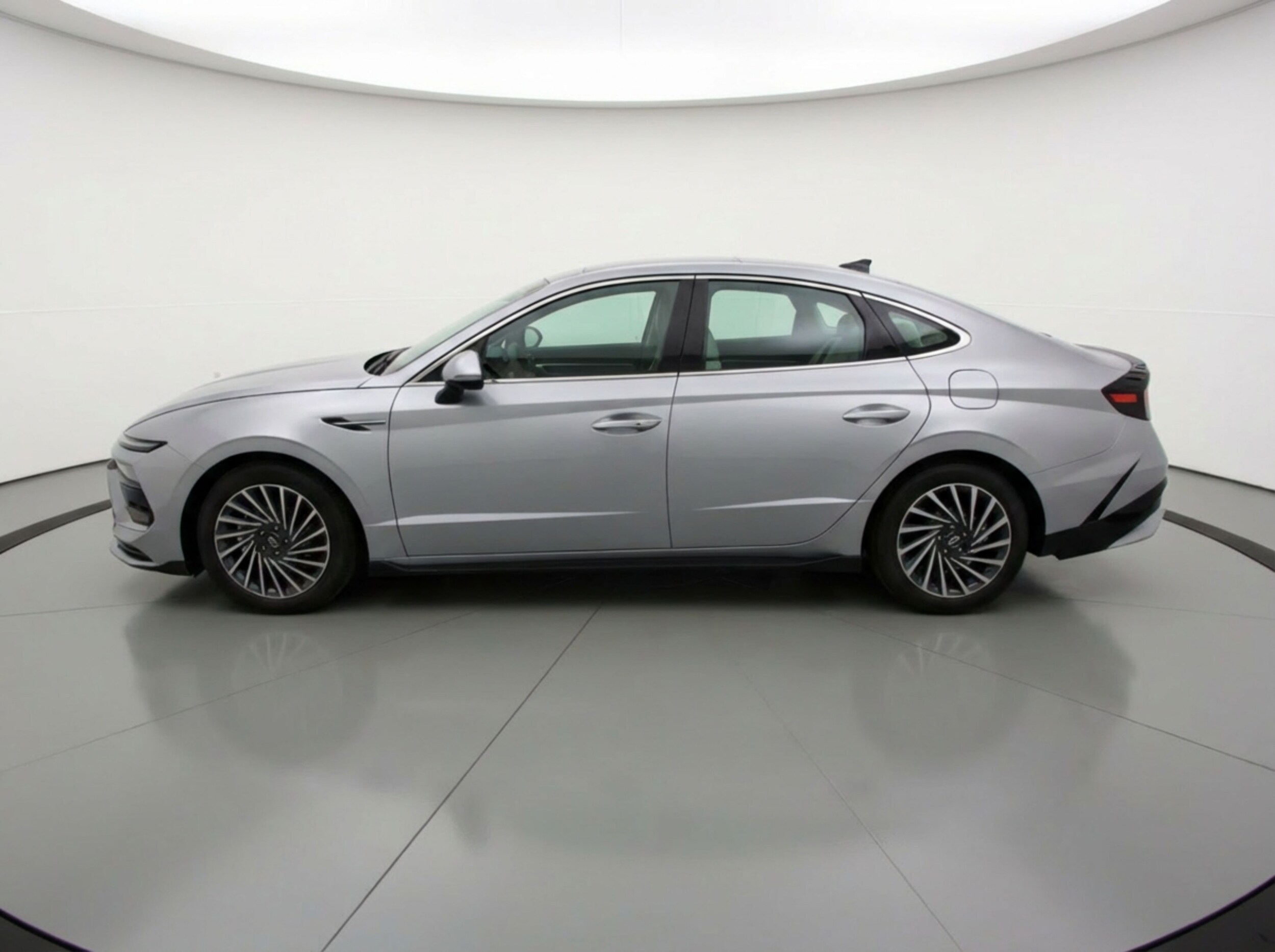 Thumbnail: 2025 Hyundai Sonata - 4