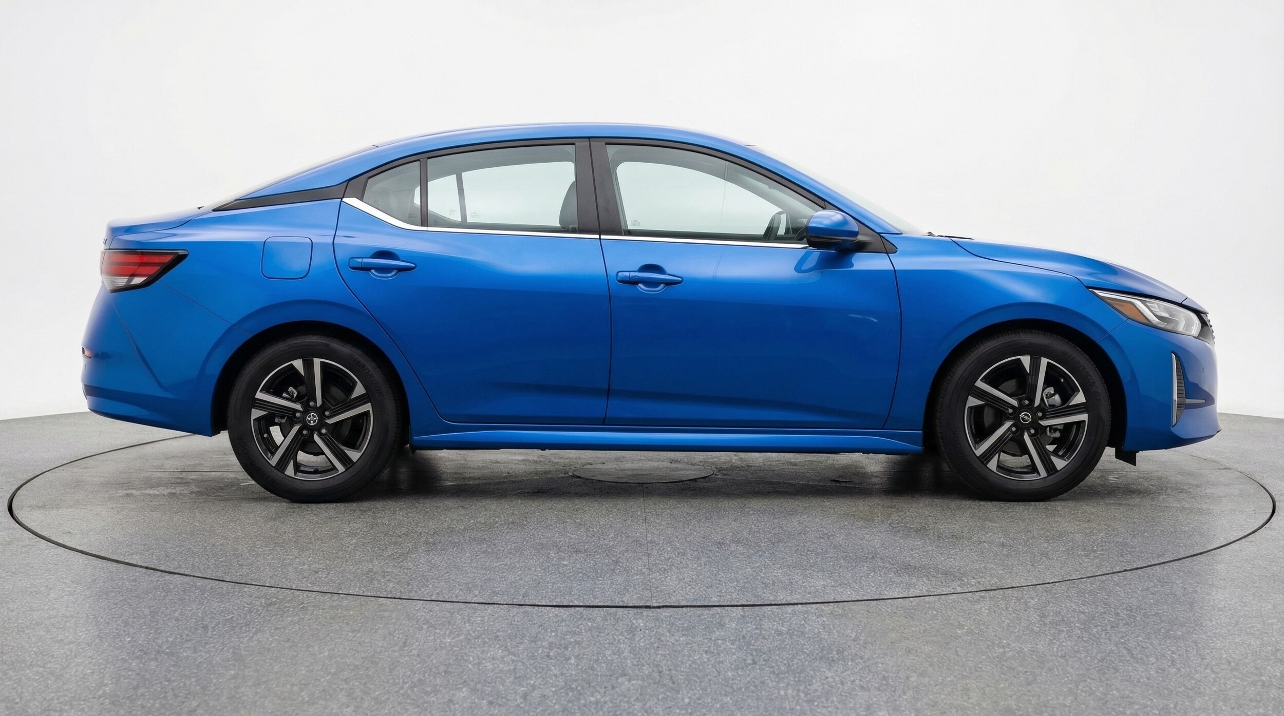 Thumbnail: 2025 Nissan Sentra - 8