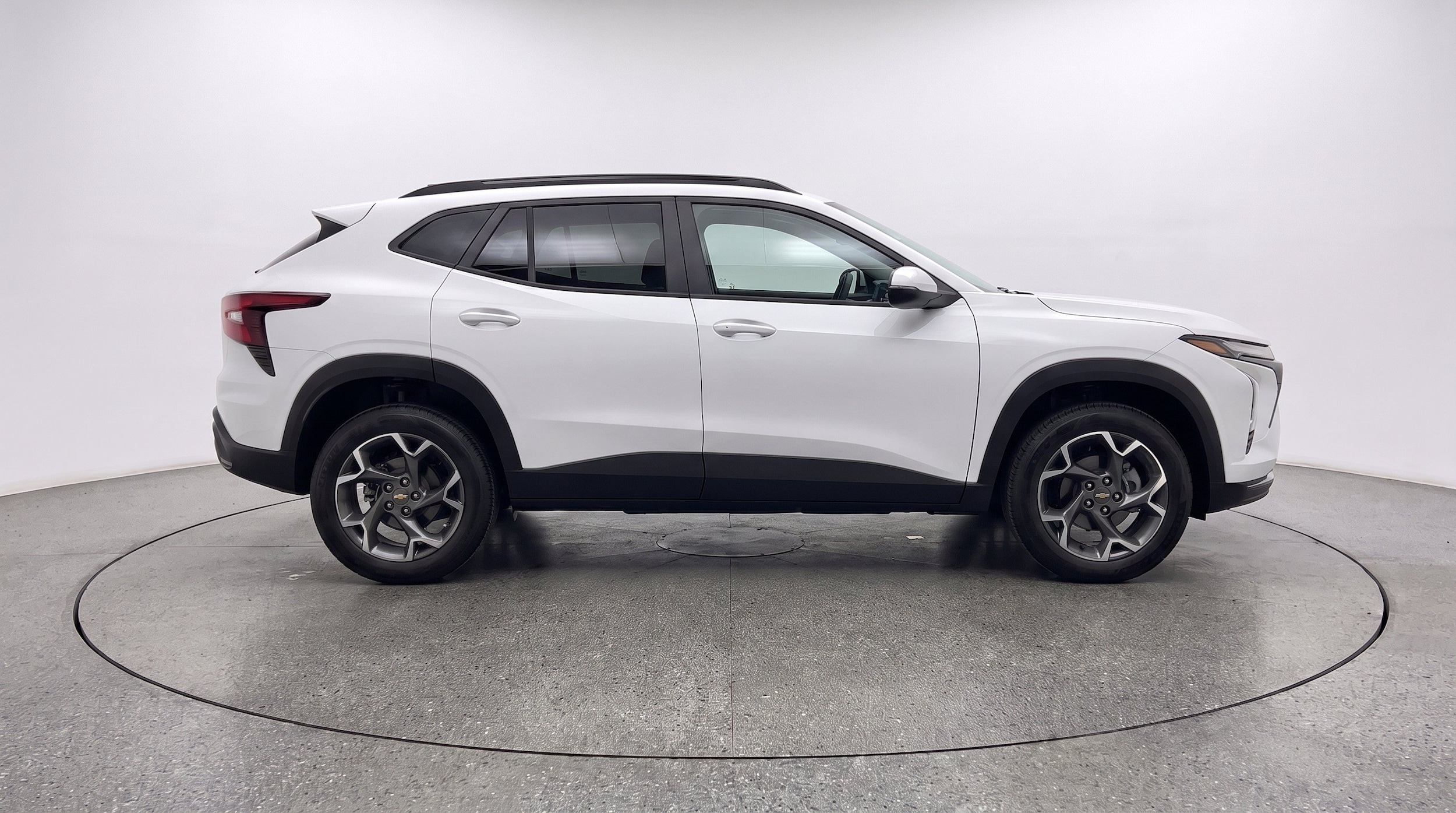 Thumbnail: 2025 Chevrolet Trax - 11