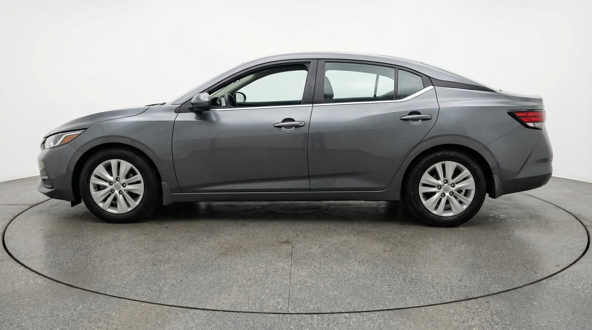 Thumbnail: 2025 Nissan Sentra - 4