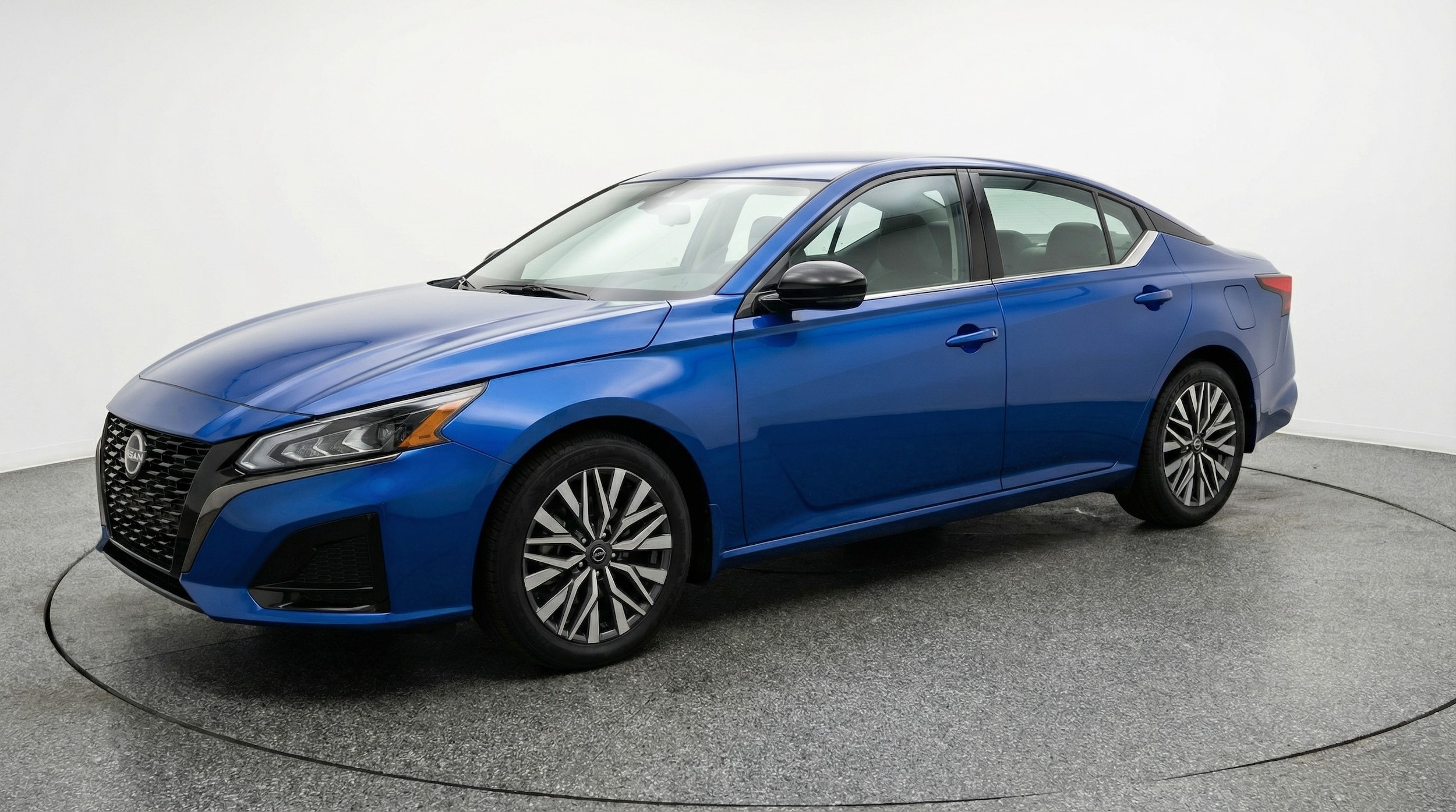 Thumbnail: 2025 Nissan Altima - 3