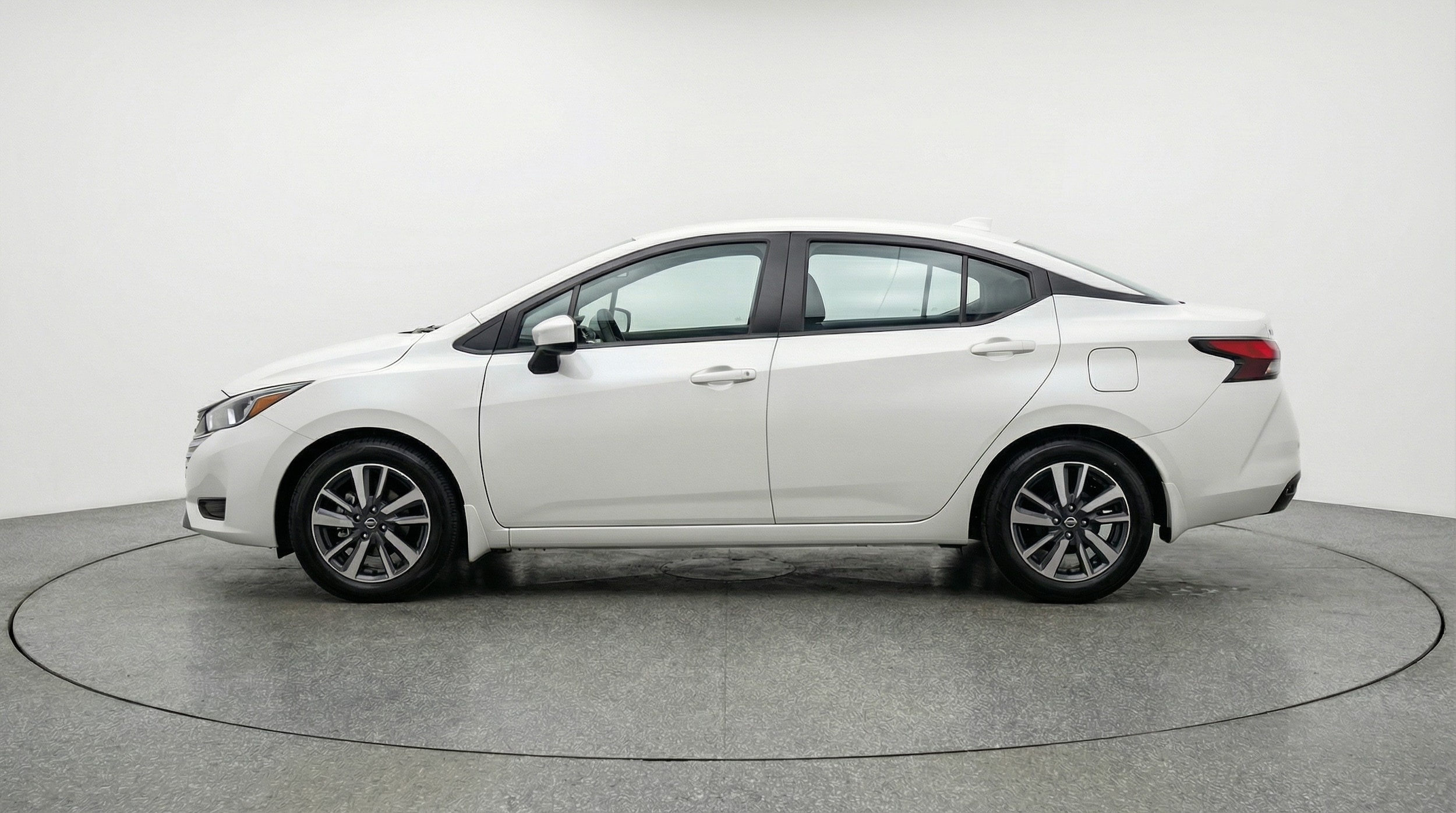 Thumbnail: 2025 Nissan Versa - 4