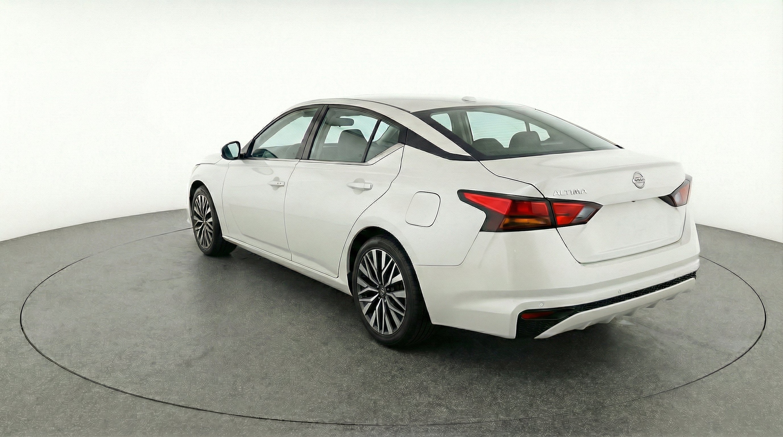 Thumbnail: 2025 Nissan Altima - 6