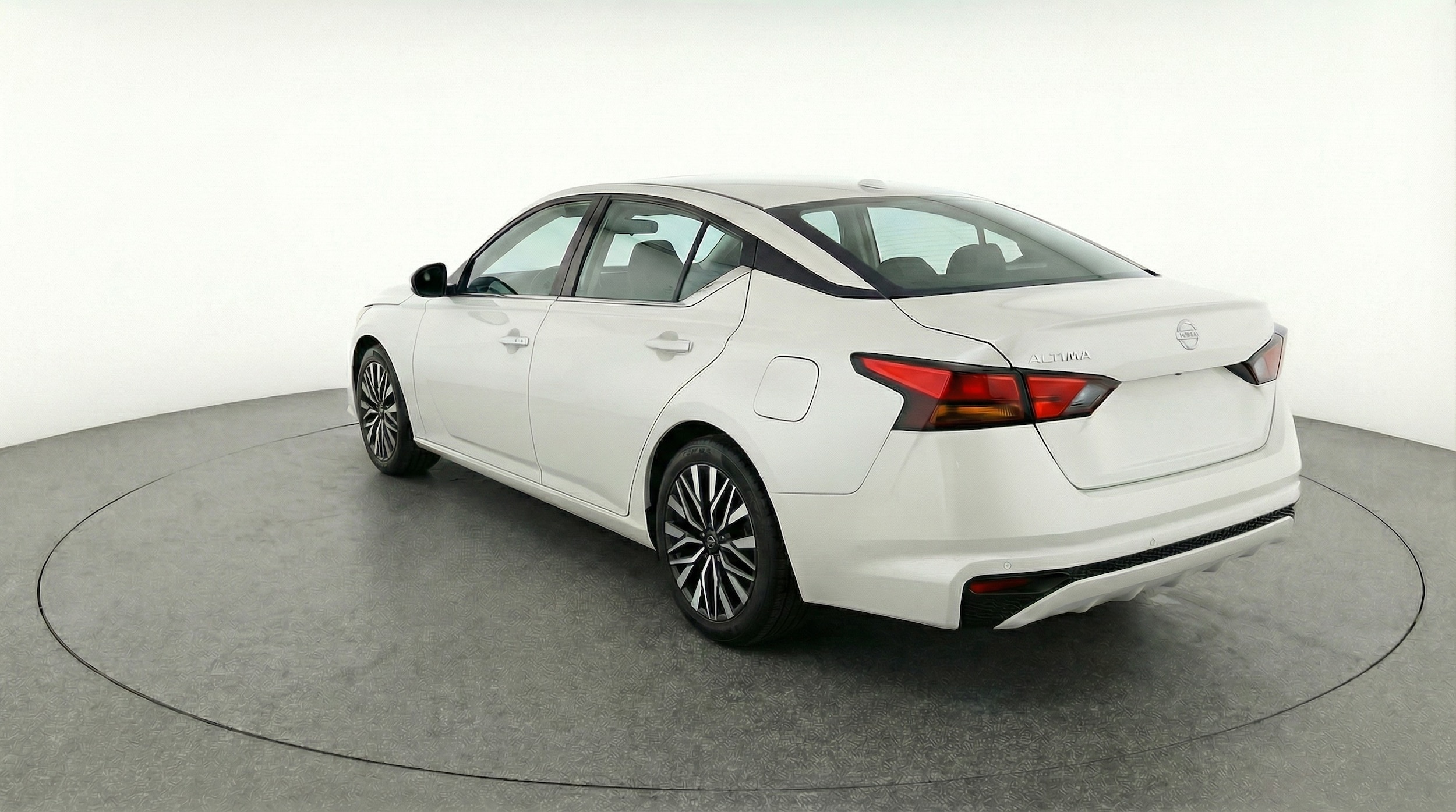Thumbnail: 2025 Nissan Altima - 5