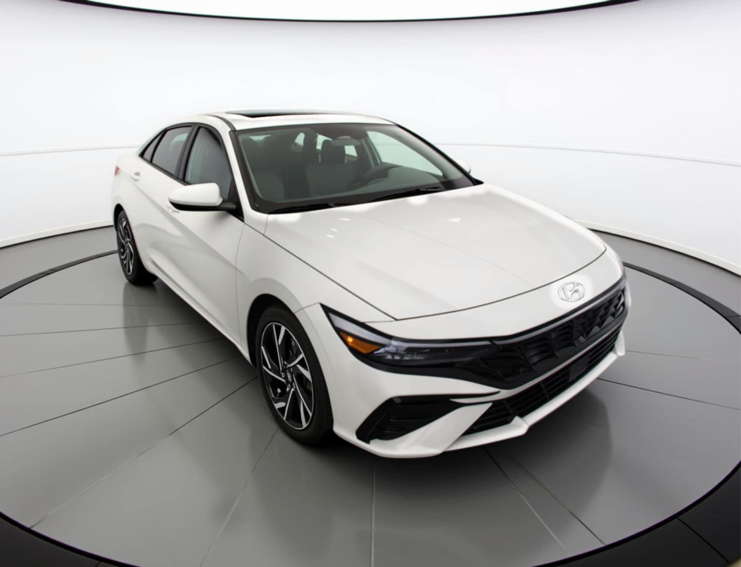 Thumbnail: 2025 Hyundai Elantra - 1