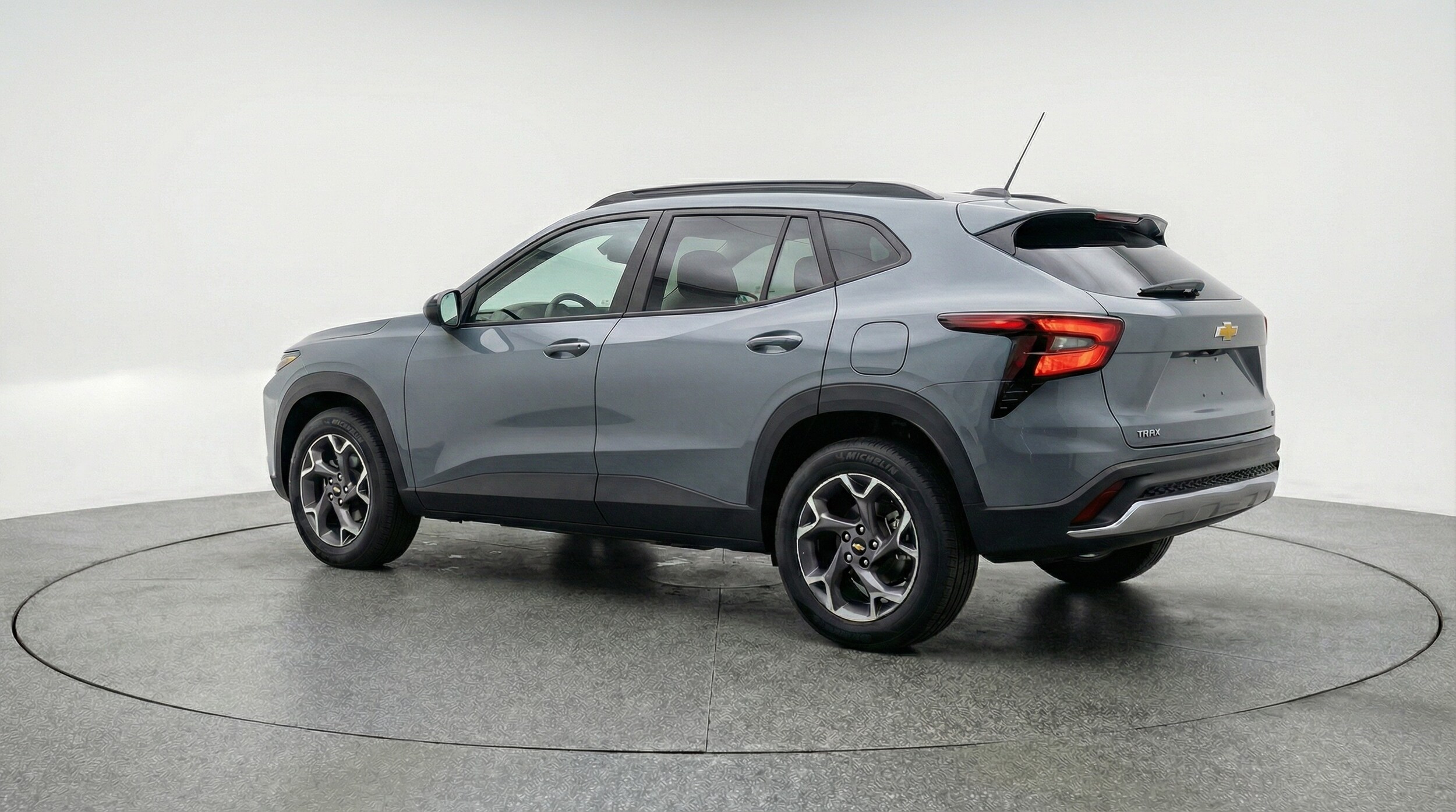 Thumbnail: 2025 Chevrolet Trax - 5