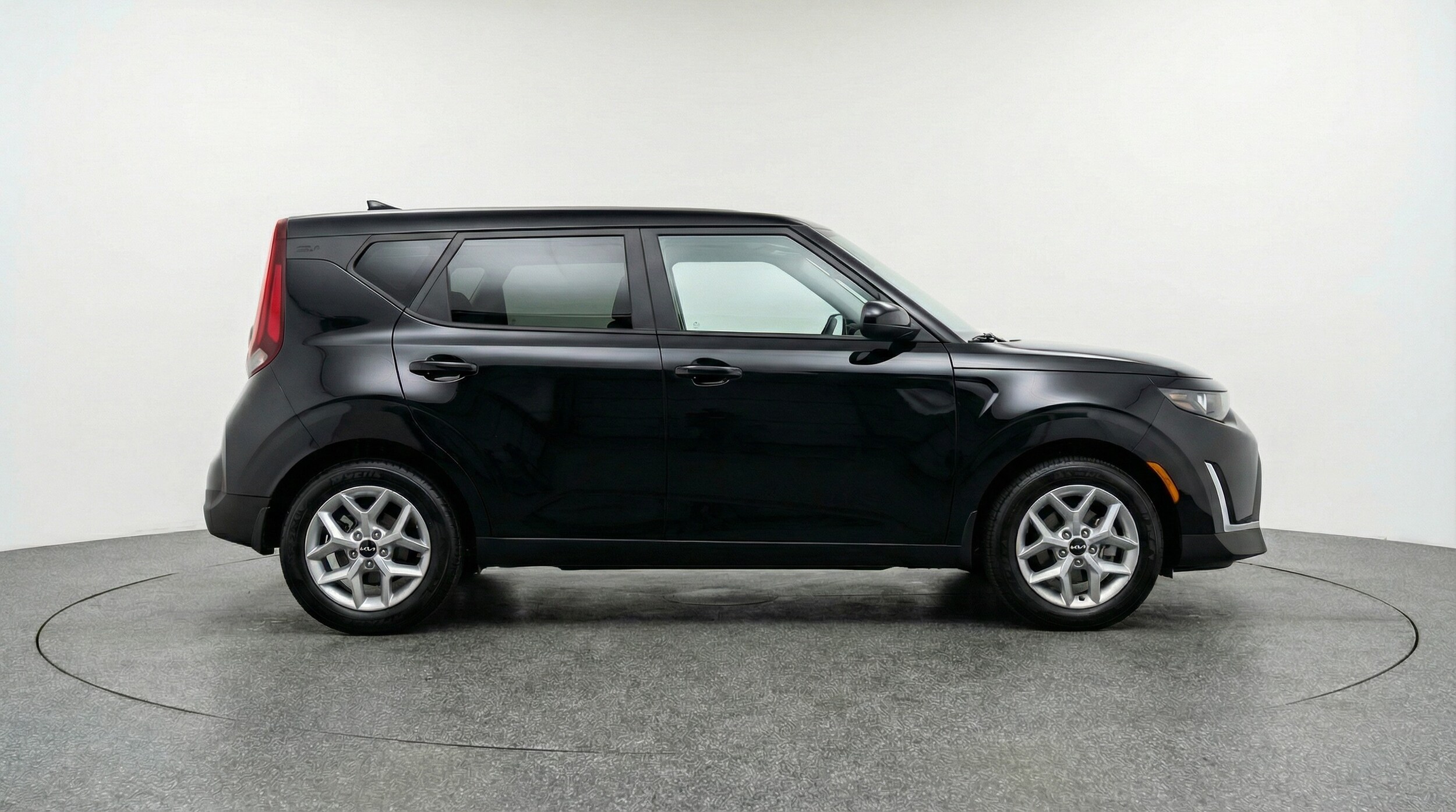 Thumbnail: 2025 Kia Soul - 8