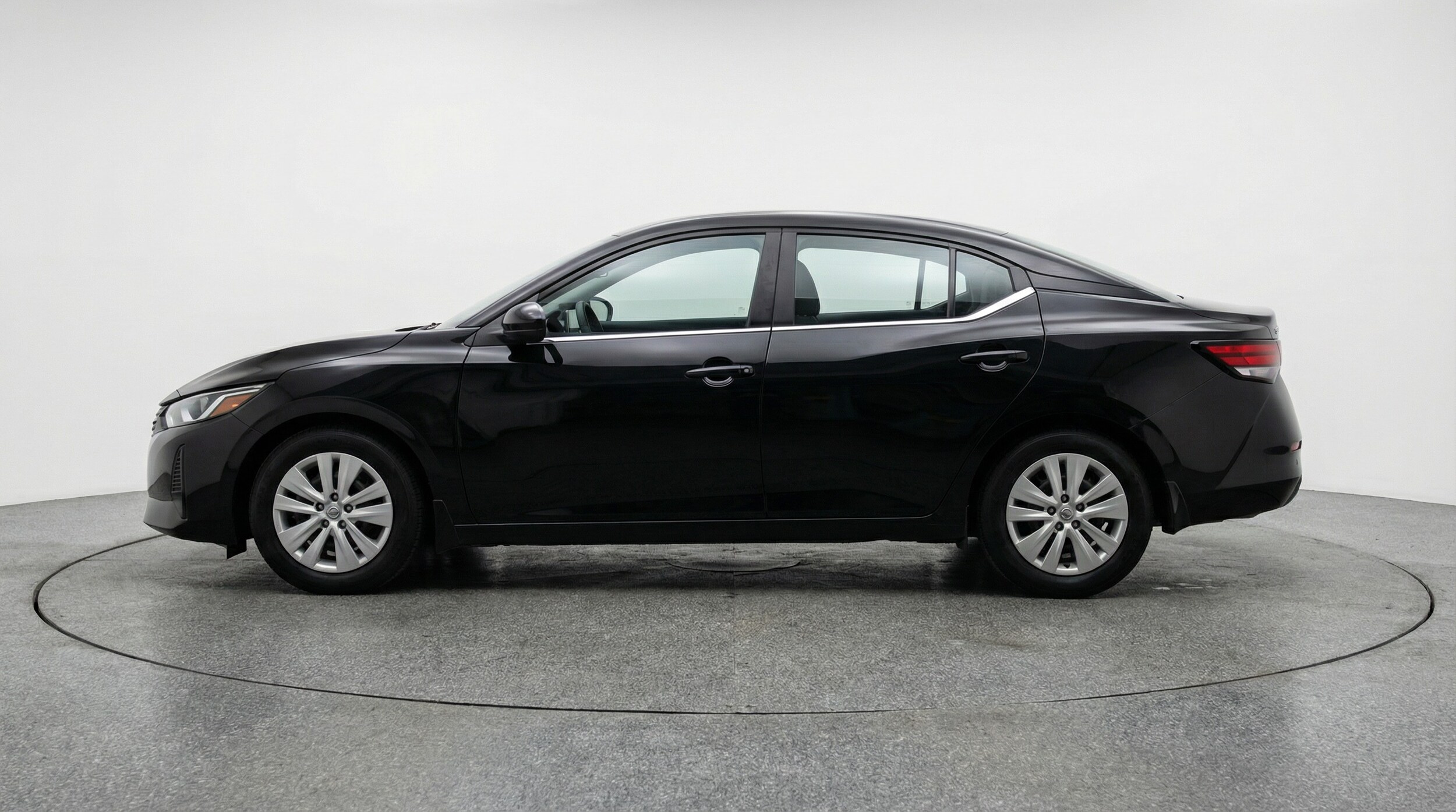 Thumbnail: 2025 Nissan Sentra - 4