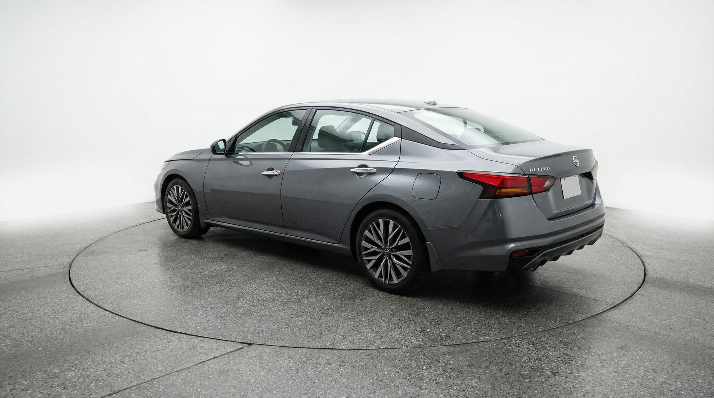 Thumbnail: 2025 Nissan Altima - 5