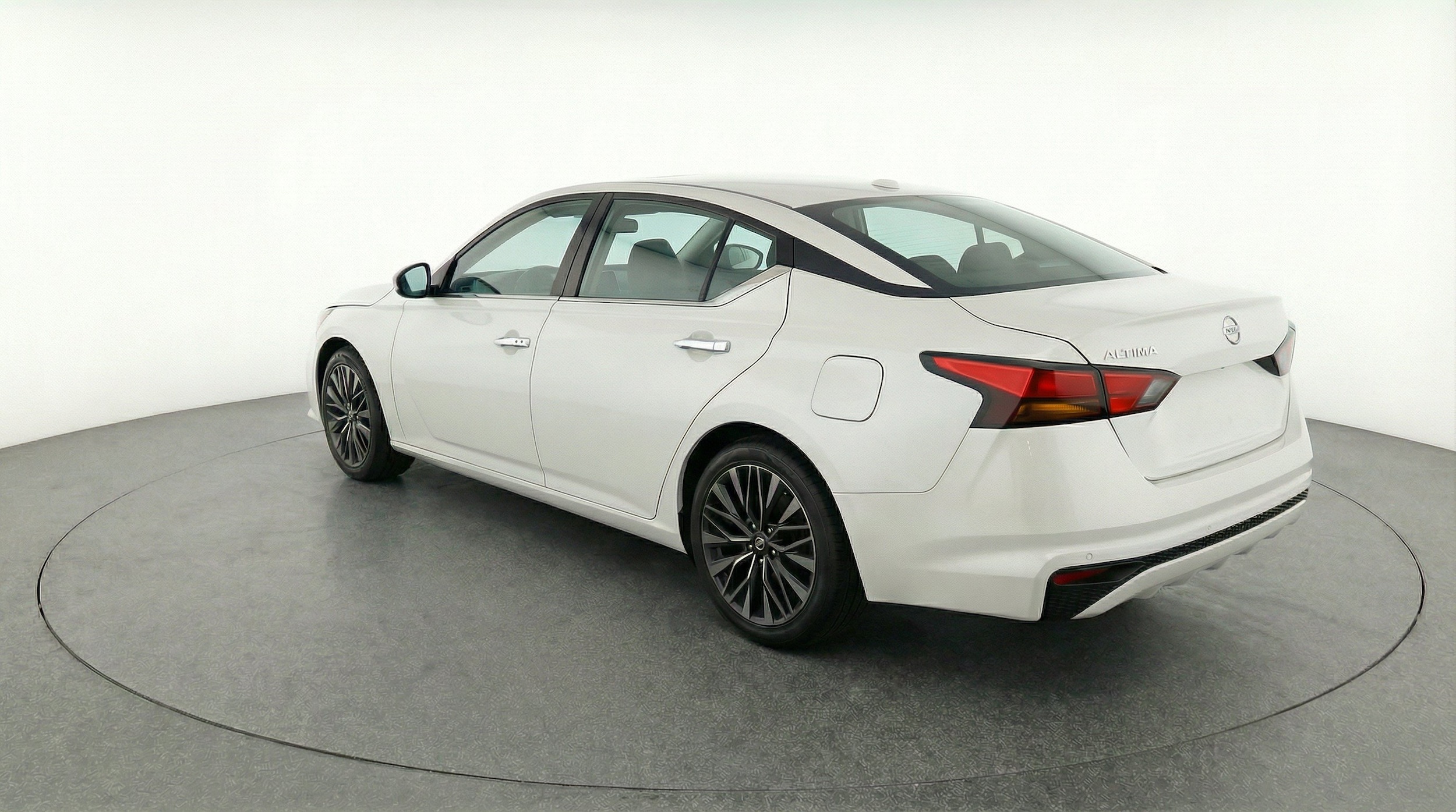 Thumbnail: 2025 Nissan Altima - 6