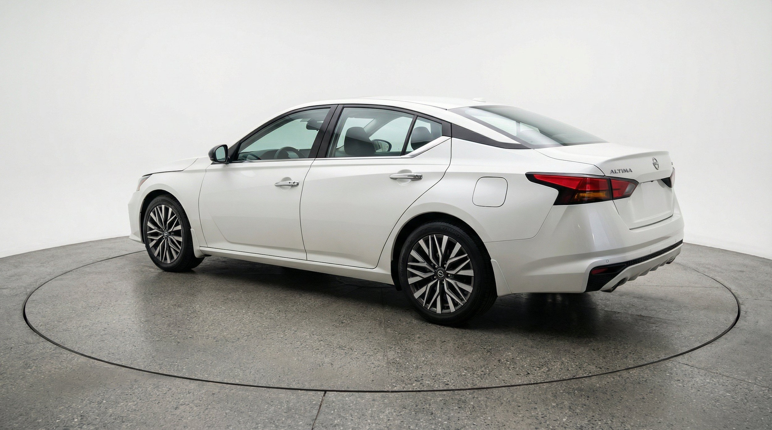 Thumbnail: 2025 Nissan Altima - 6