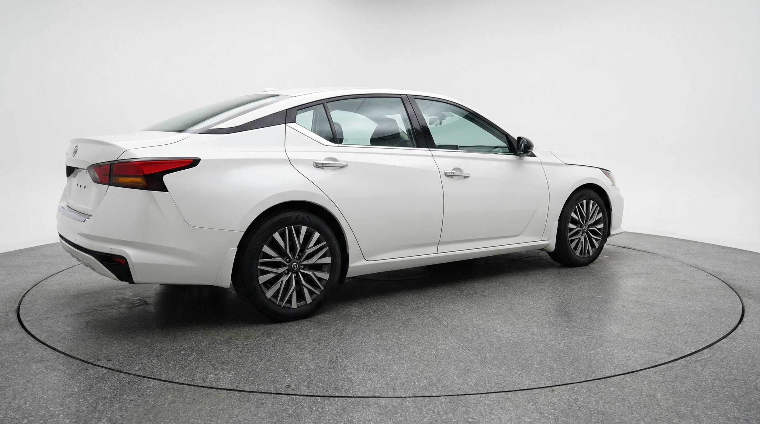 Thumbnail: 2025 Nissan Altima - 7