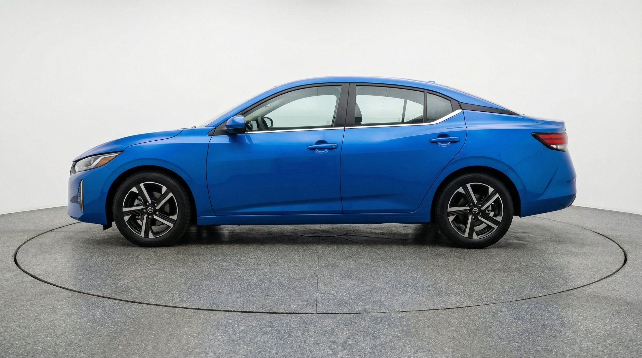 Thumbnail: 2025 Nissan Sentra - 5