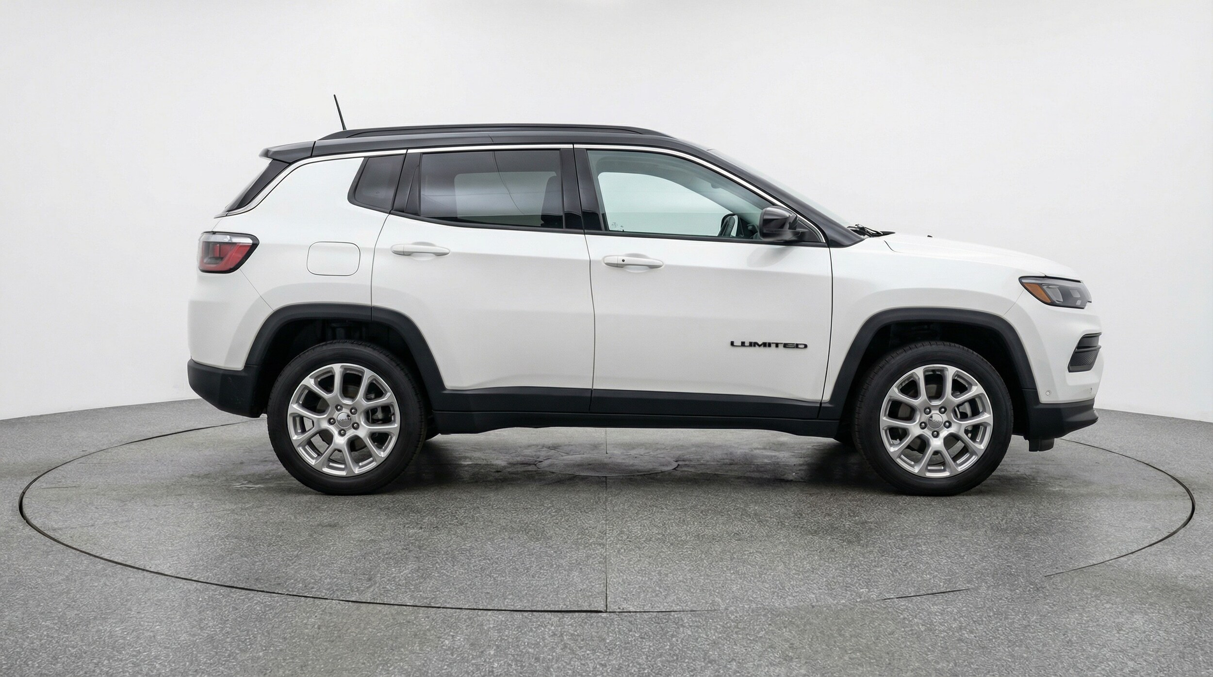 Thumbnail: 2025 Jeep Compass - 8