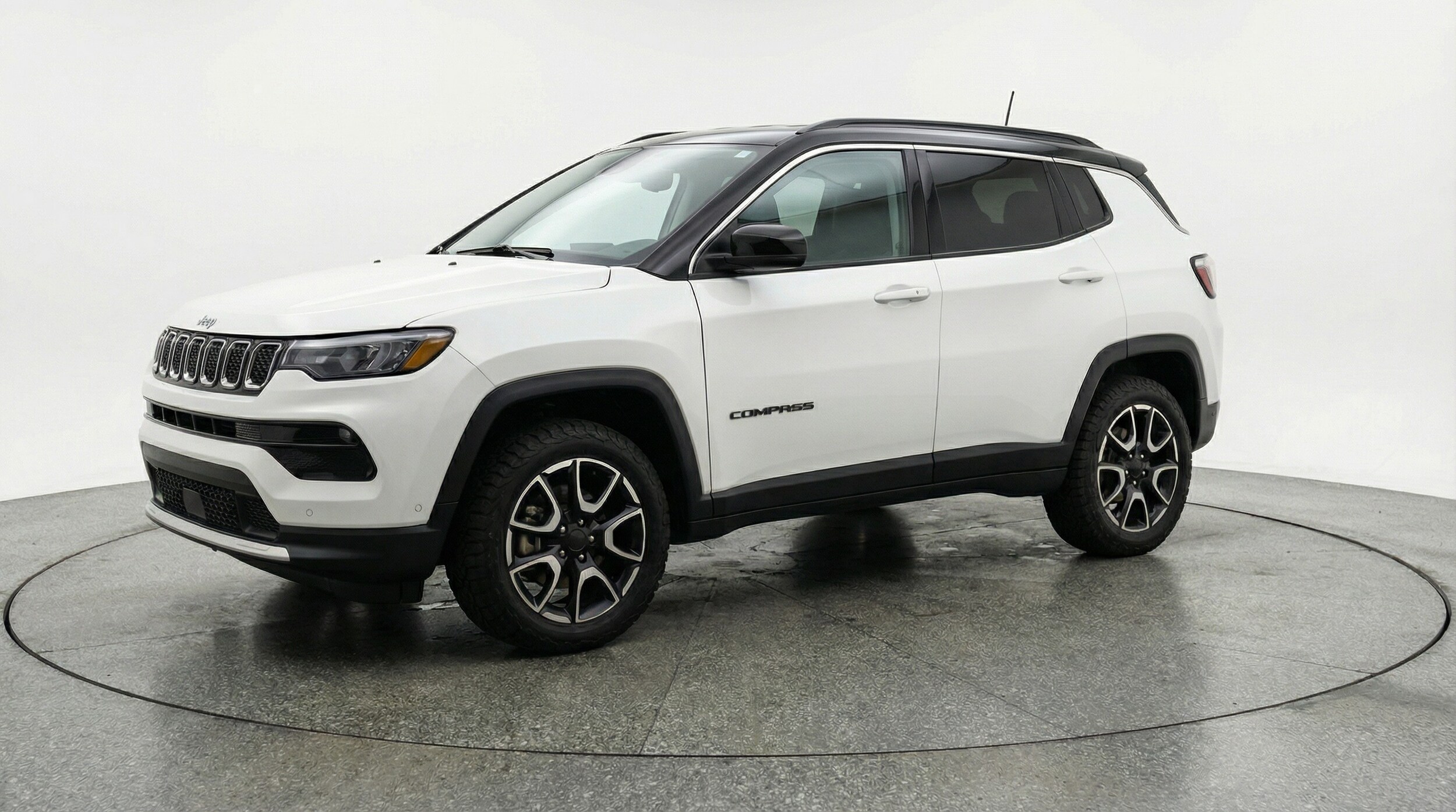 Thumbnail: 2025 Jeep Compass - 3