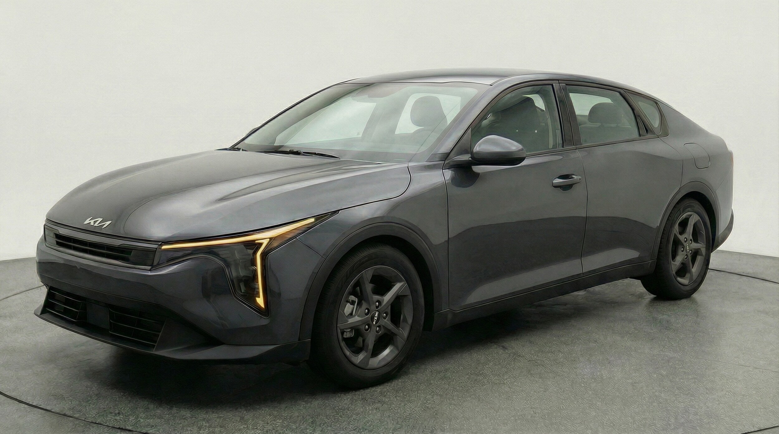 Thumbnail: 2025 Kia K4 - 3