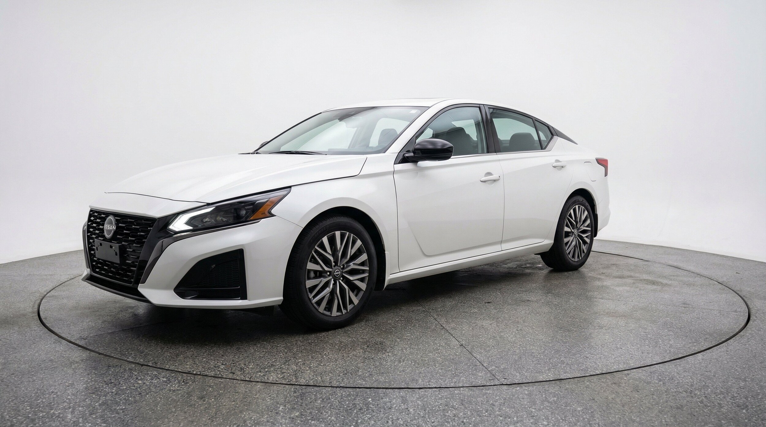 Thumbnail: 2026 Nissan Altima - 3
