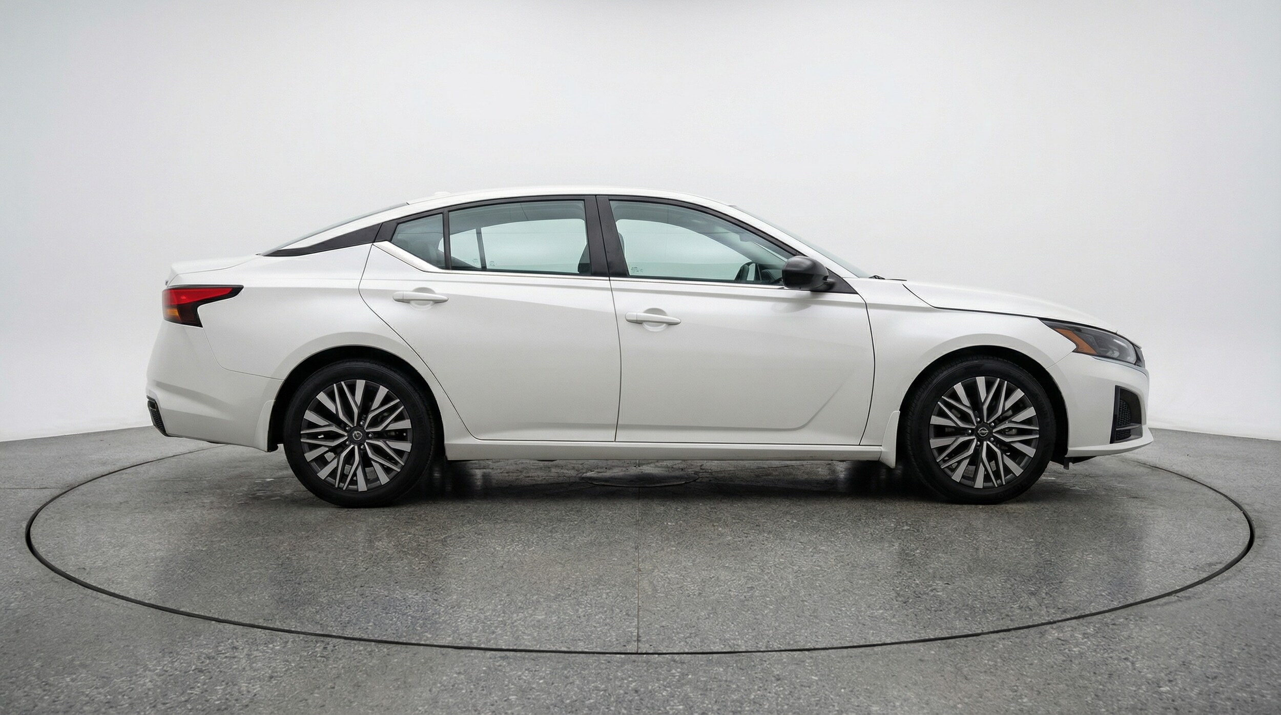 Thumbnail: 2025 Nissan Altima - 8