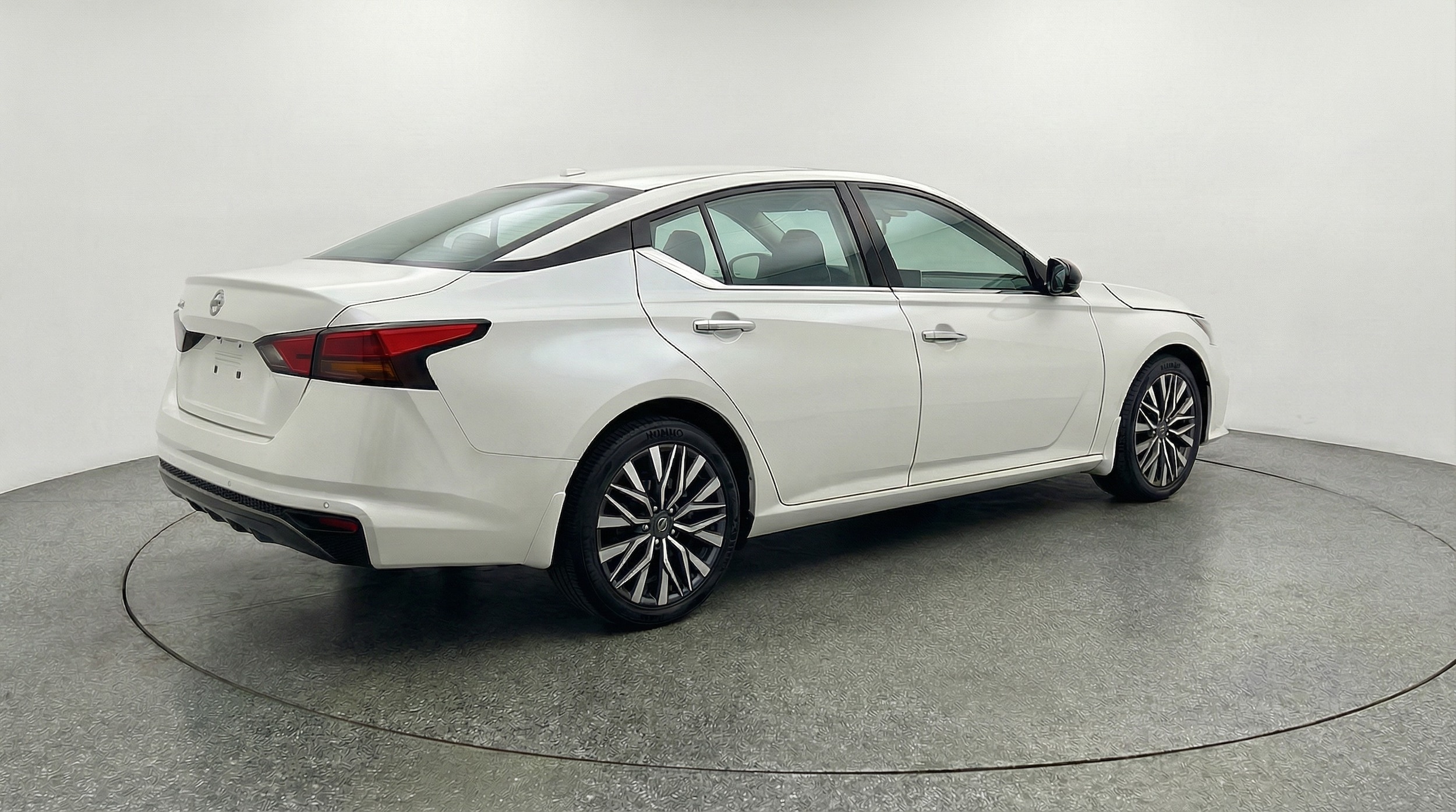 Thumbnail: 2025 Nissan Altima - 7