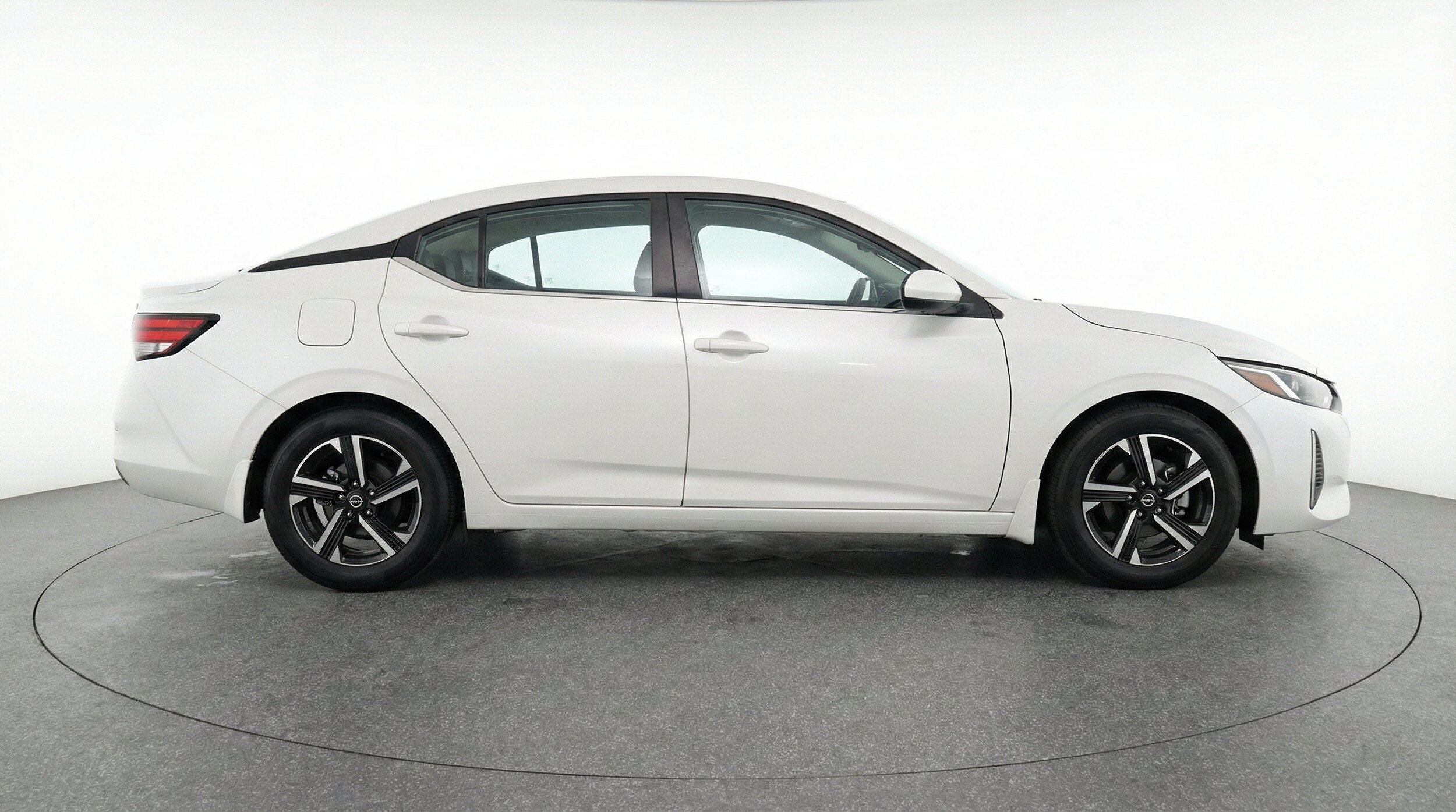 Thumbnail: 2025 Nissan Sentra - 11