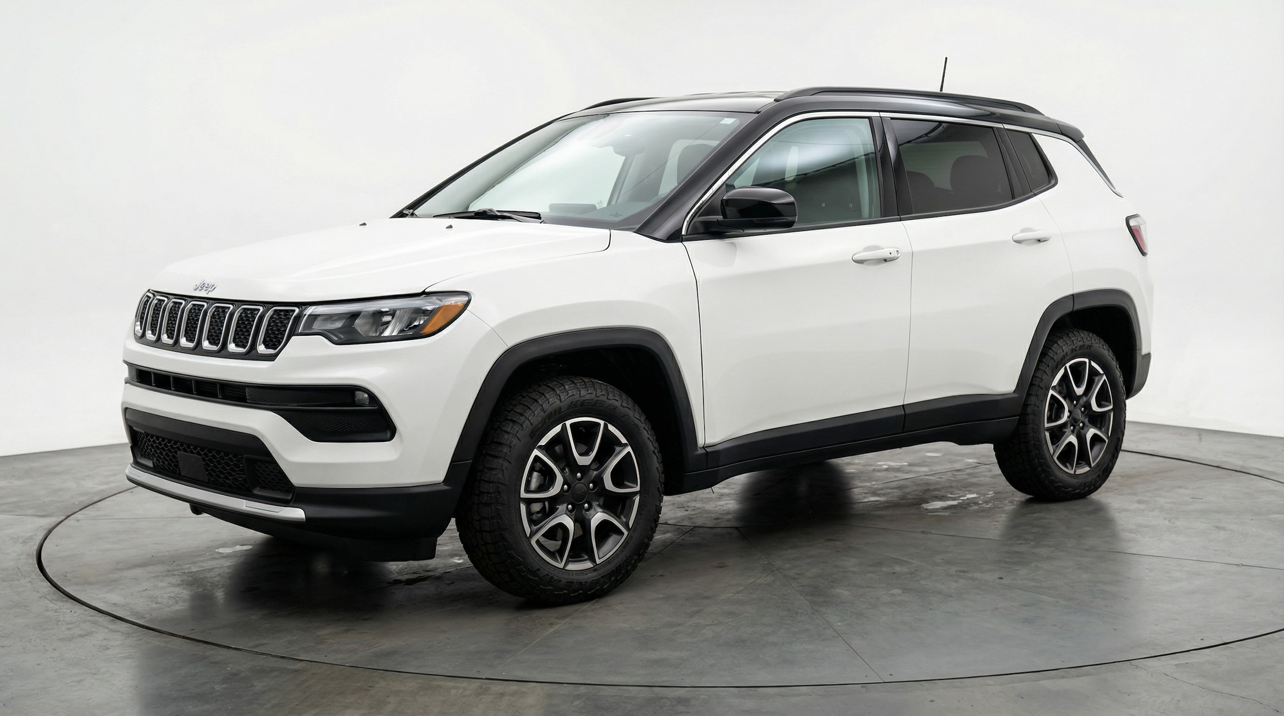 Thumbnail: 2025 Jeep Compass - 3