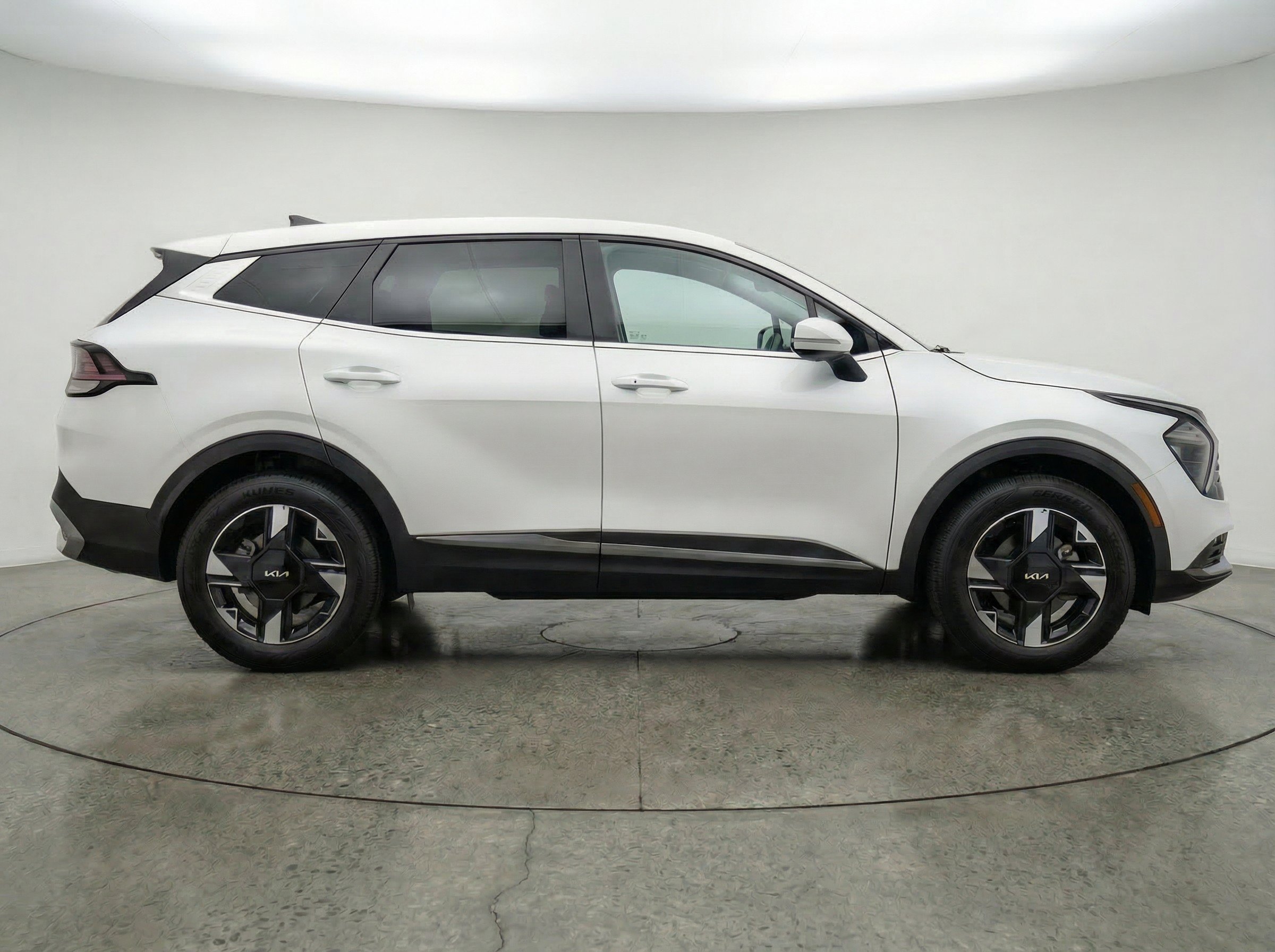 Thumbnail: 2026 Kia Sportage - 11