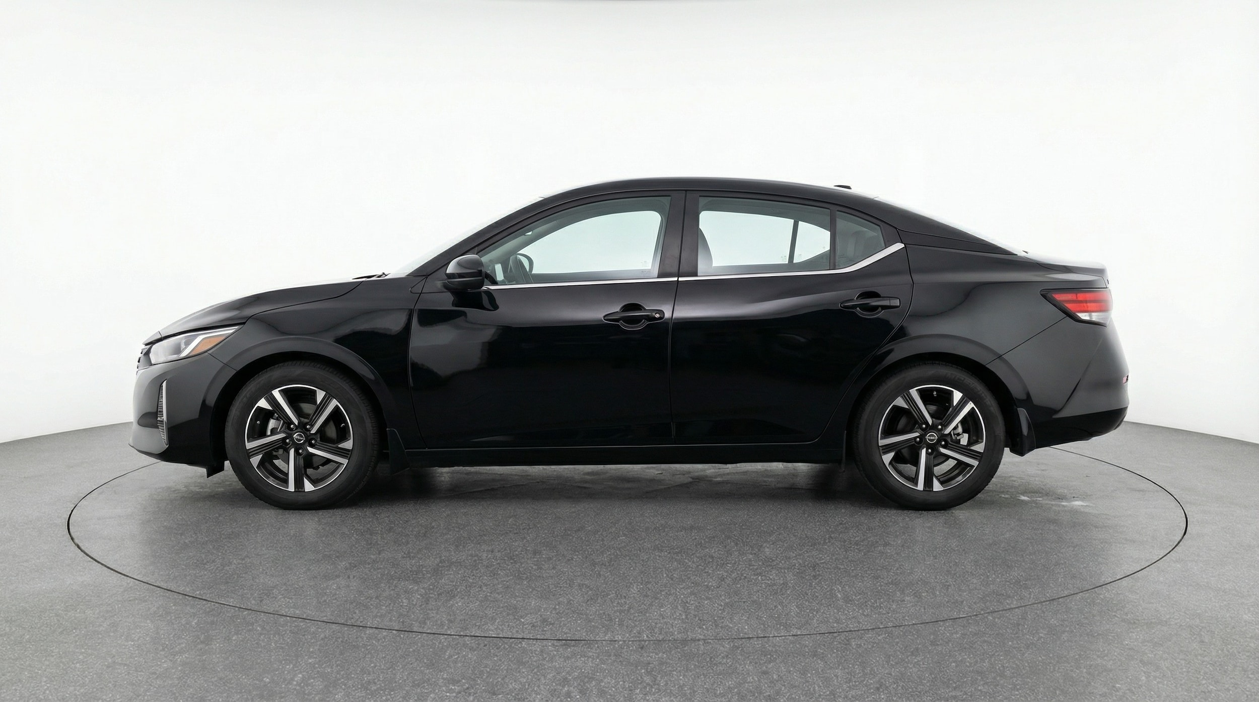 Thumbnail: 2025 Nissan Sentra - 4