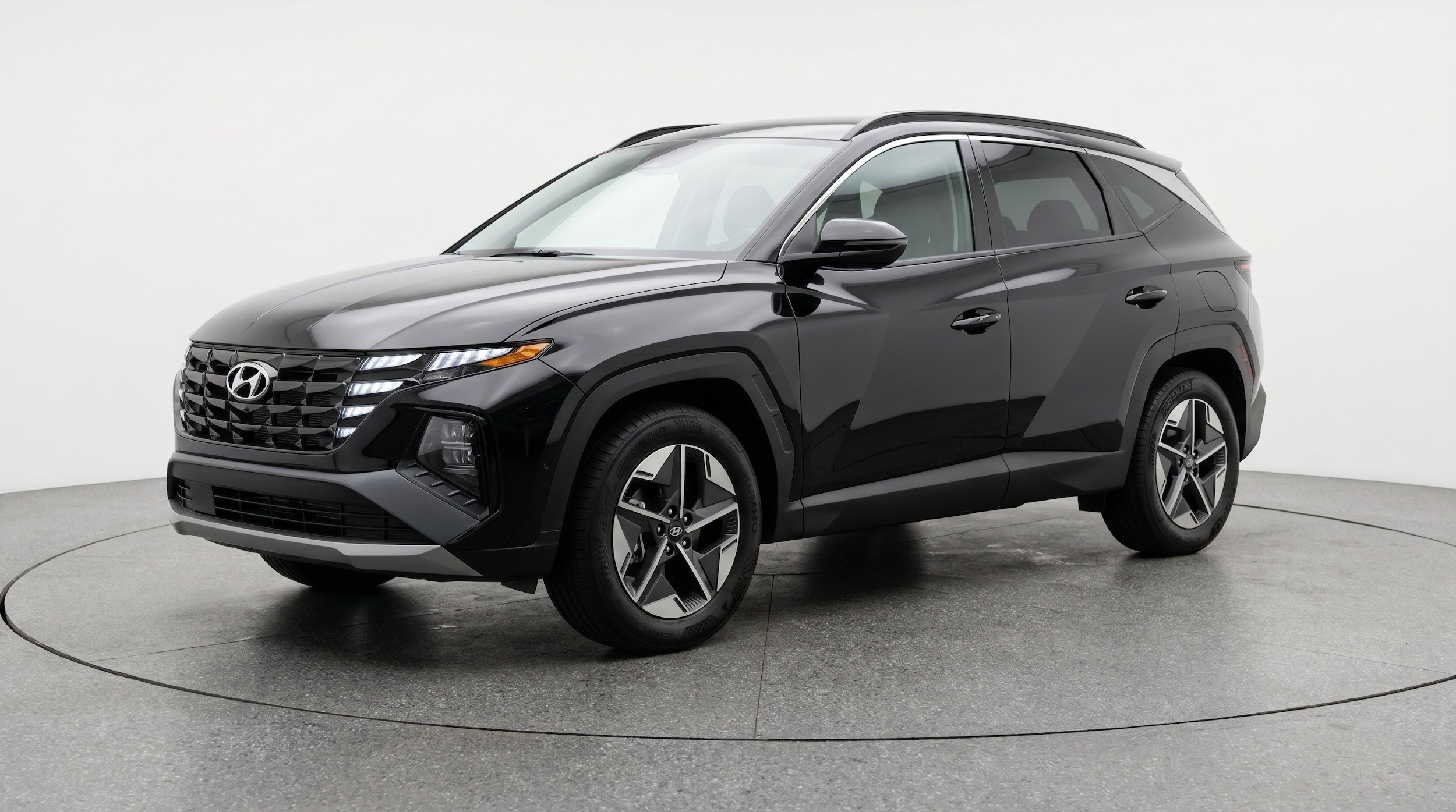 Thumbnail: 2026 Hyundai Tucson - 3