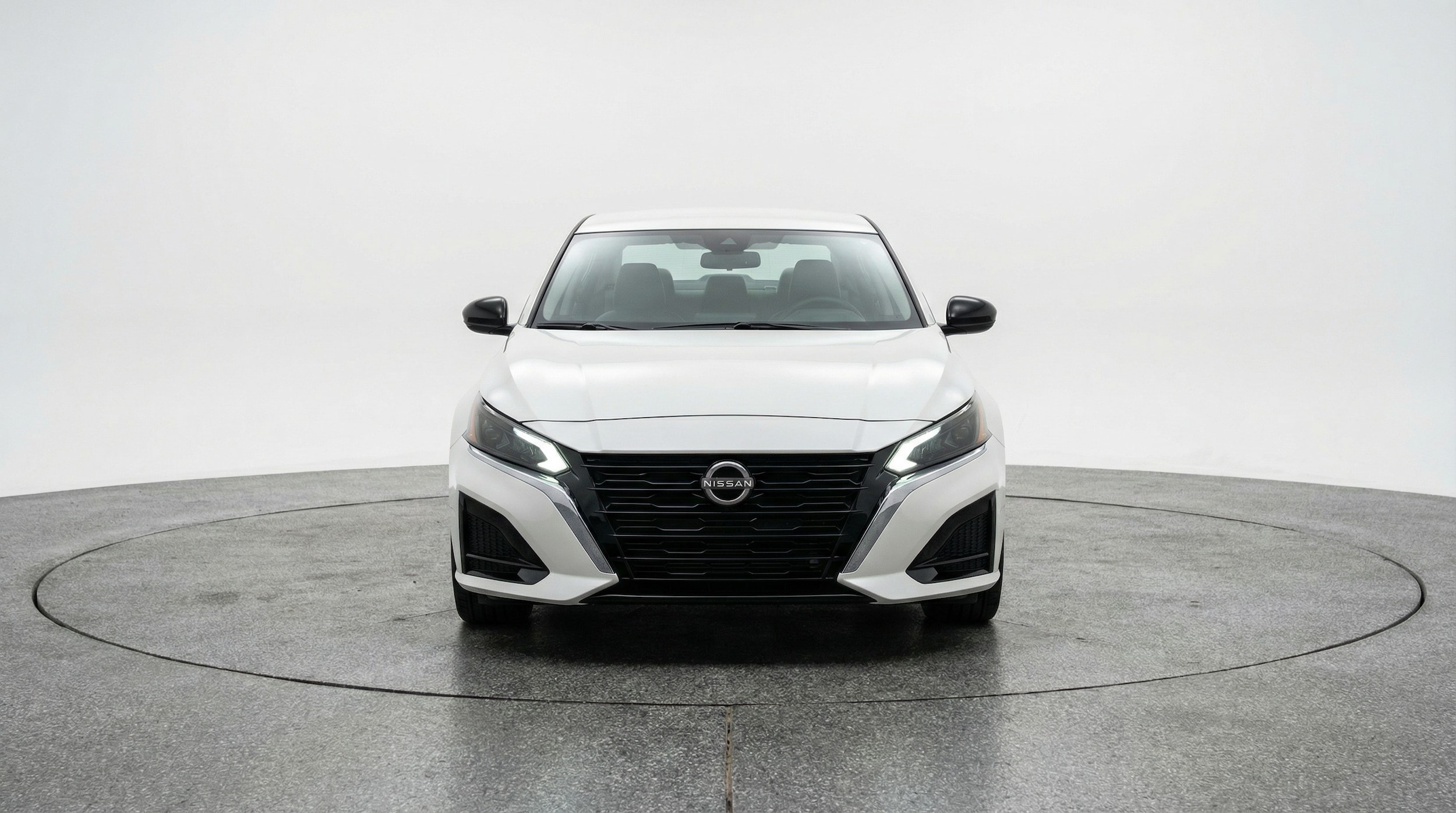 Thumbnail: 2025 Nissan Altima - 2