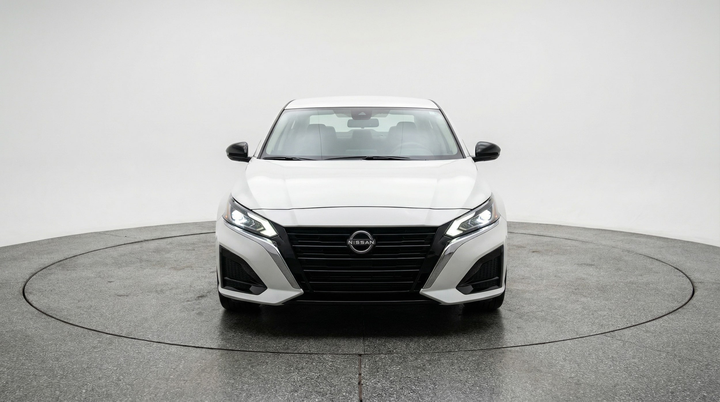 Thumbnail: 2025 Nissan Altima - 2