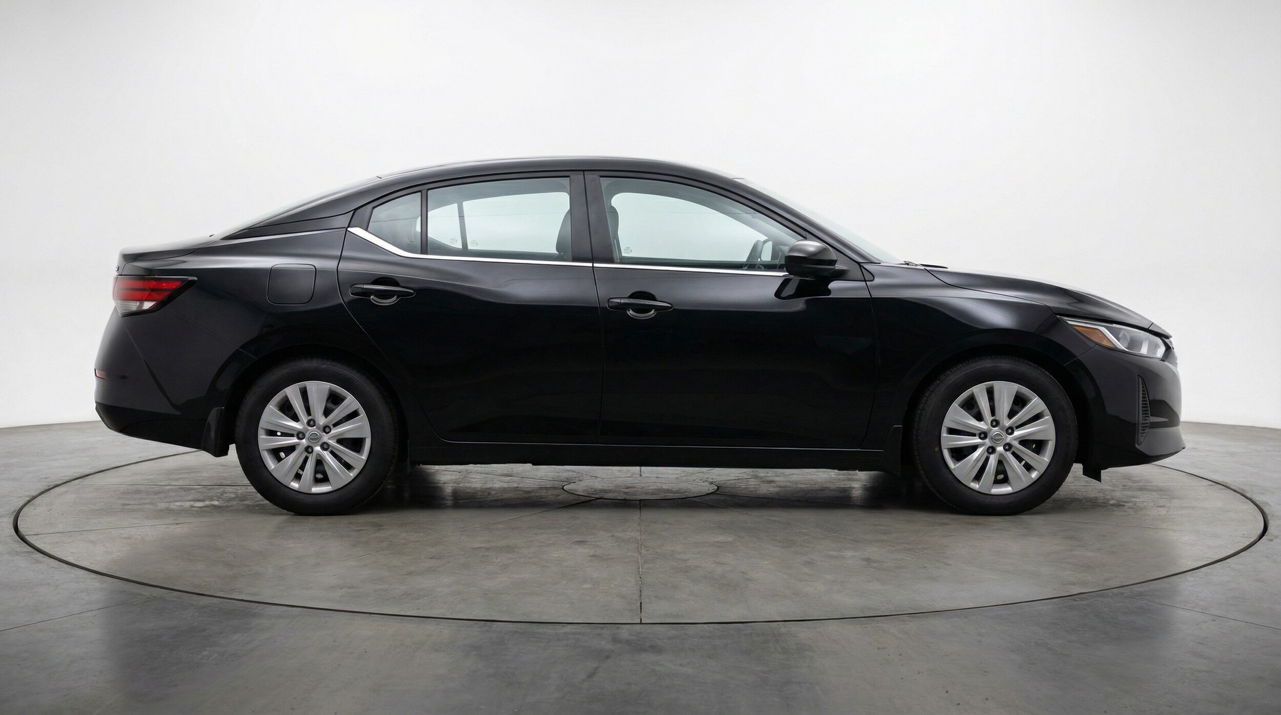 Thumbnail: 2025 Nissan Sentra - 8