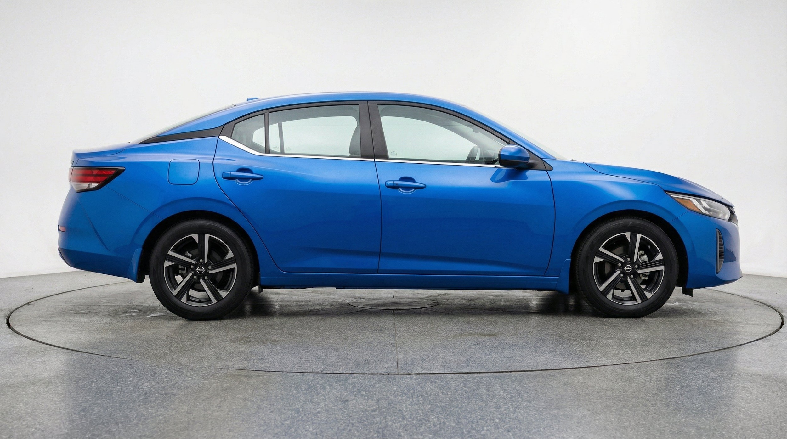 Thumbnail: 2025 Nissan Sentra - 11