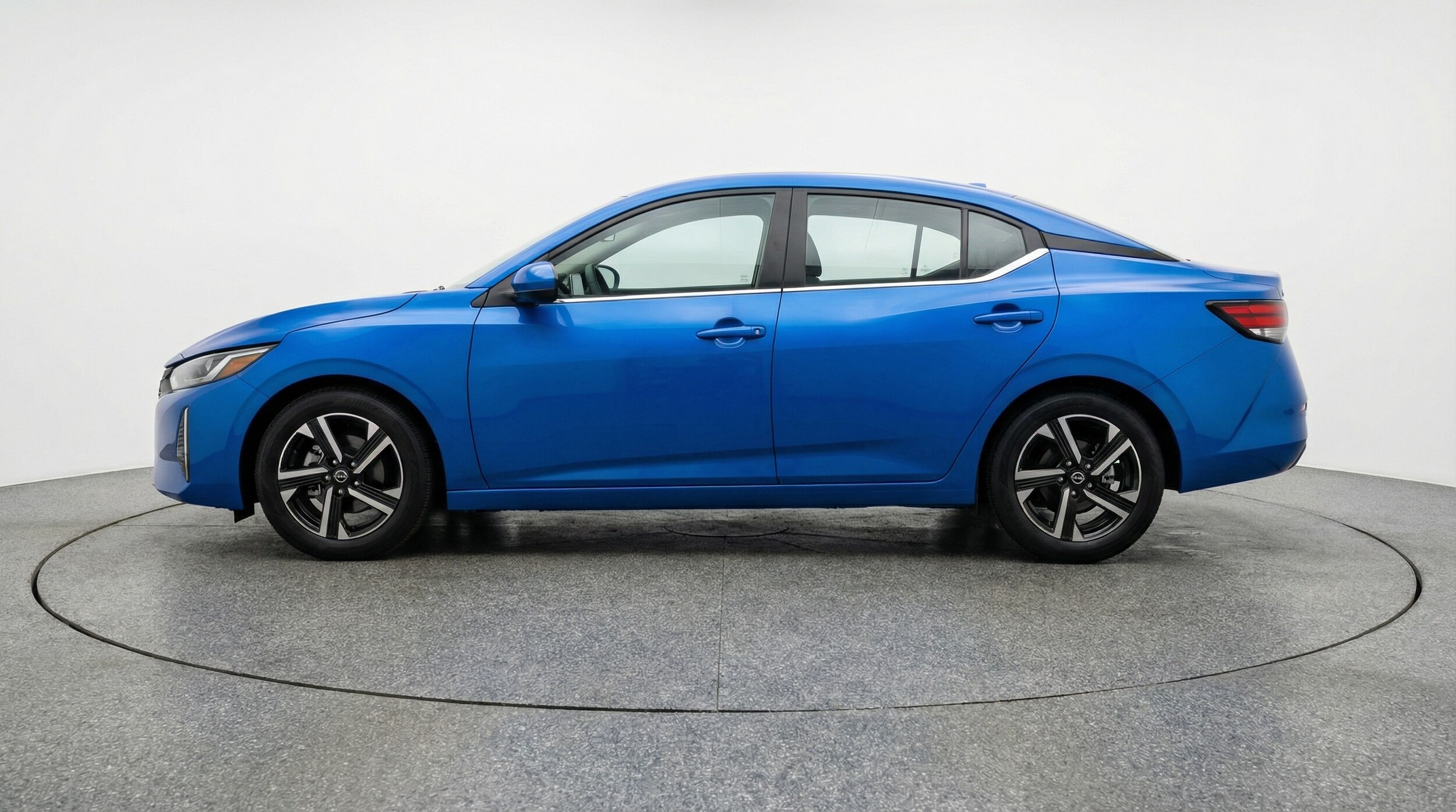 Thumbnail: 2025 Nissan Sentra - 4