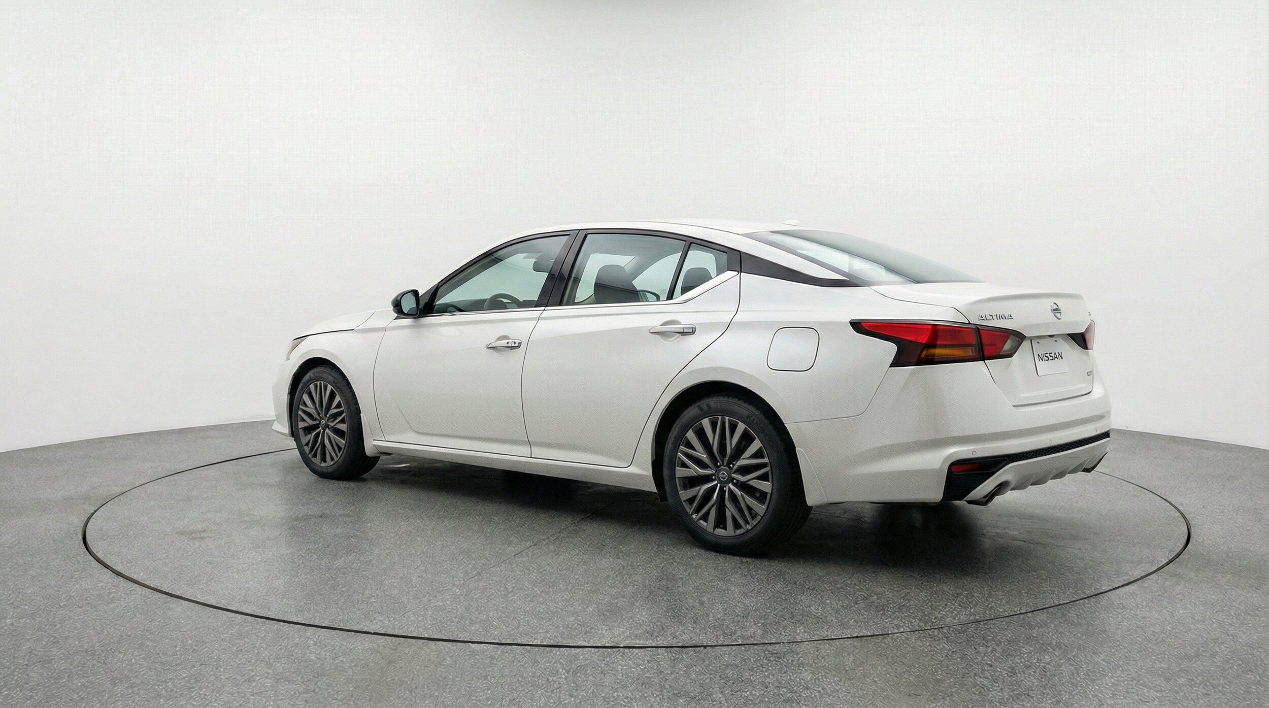 Thumbnail: 2025 Nissan Altima - 6