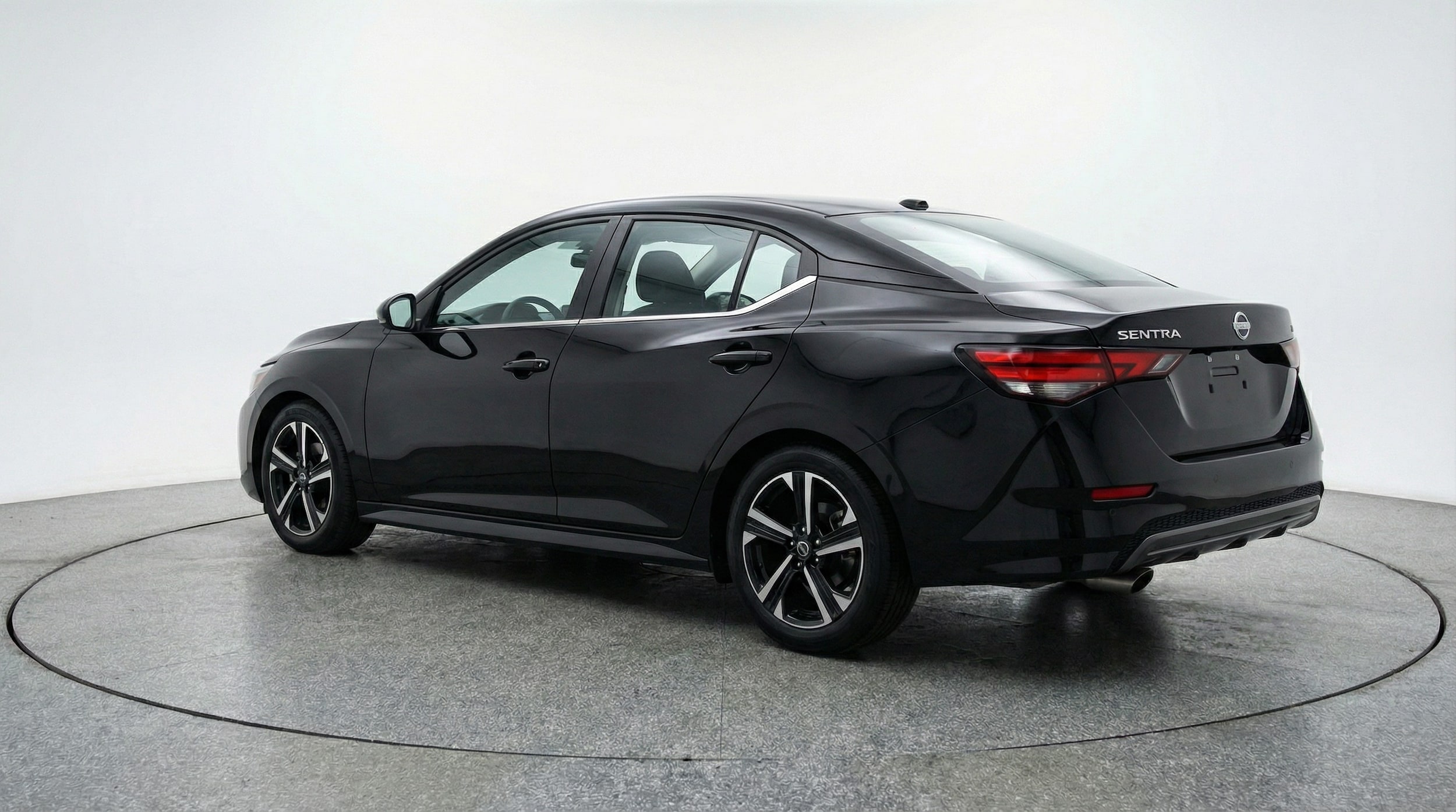 Thumbnail: 2025 Nissan Sentra - 5