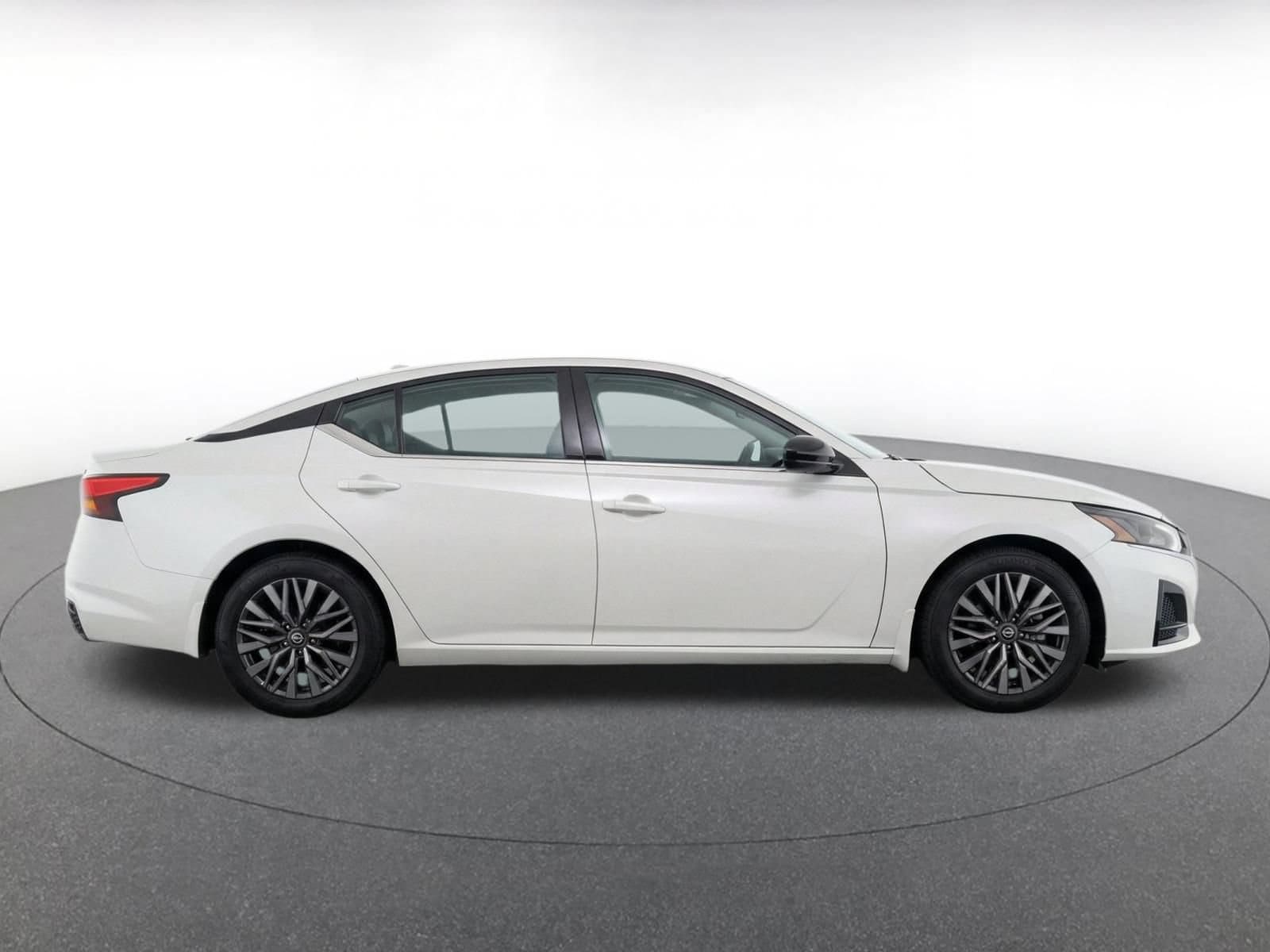 Thumbnail: 2026 Nissan Altima - 8