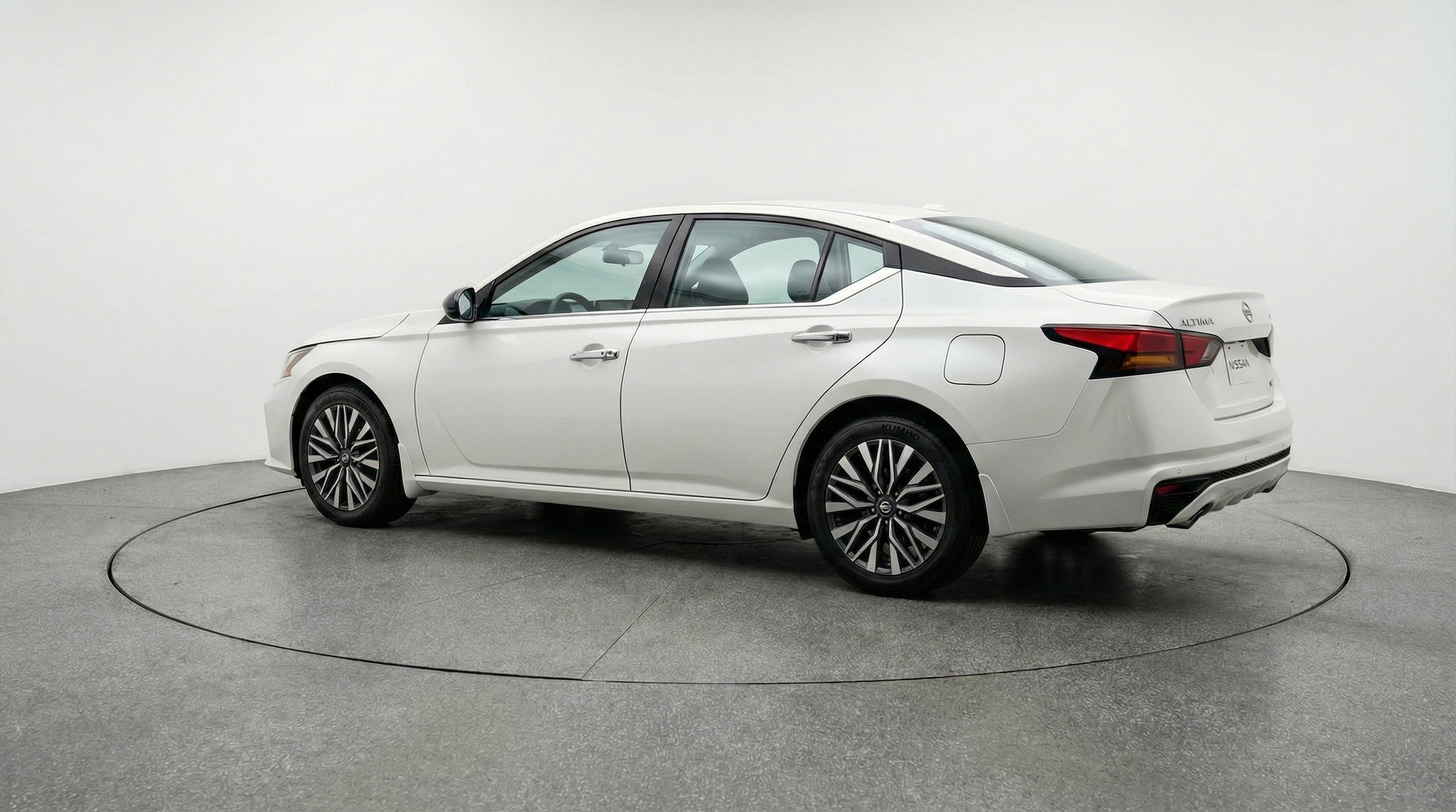 Thumbnail: 2025 Nissan Altima - 6