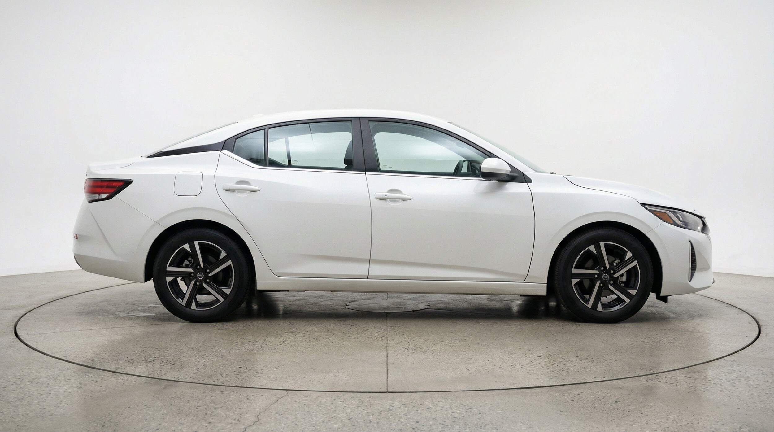 Thumbnail: 2025 Nissan Sentra - 11