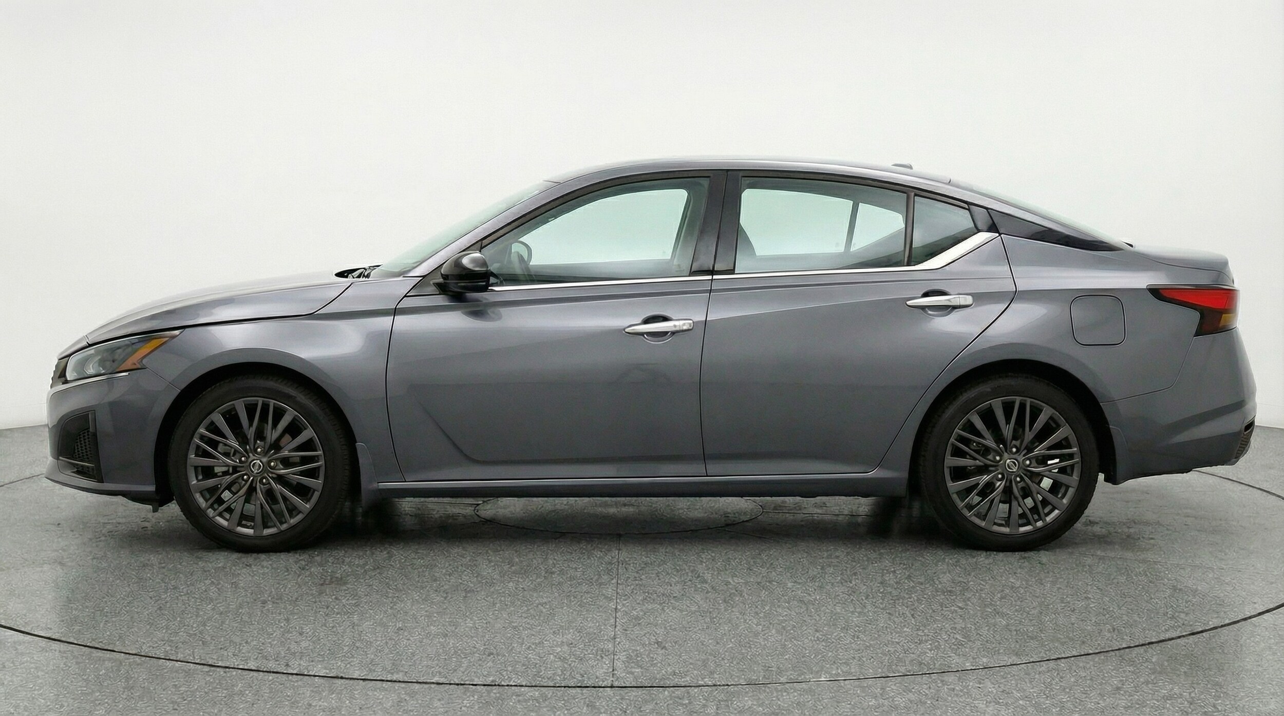 Thumbnail: 2025 Nissan Altima - 4