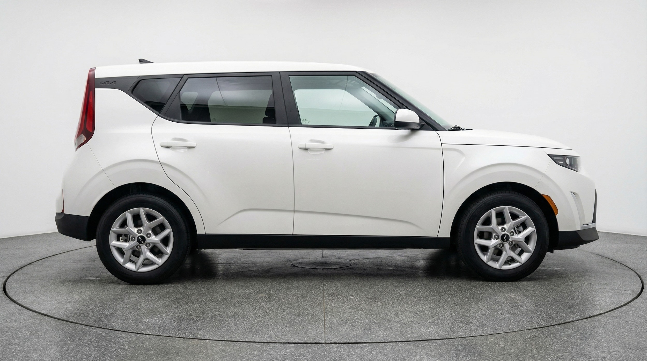 Thumbnail: 2025 Kia Soul - 8