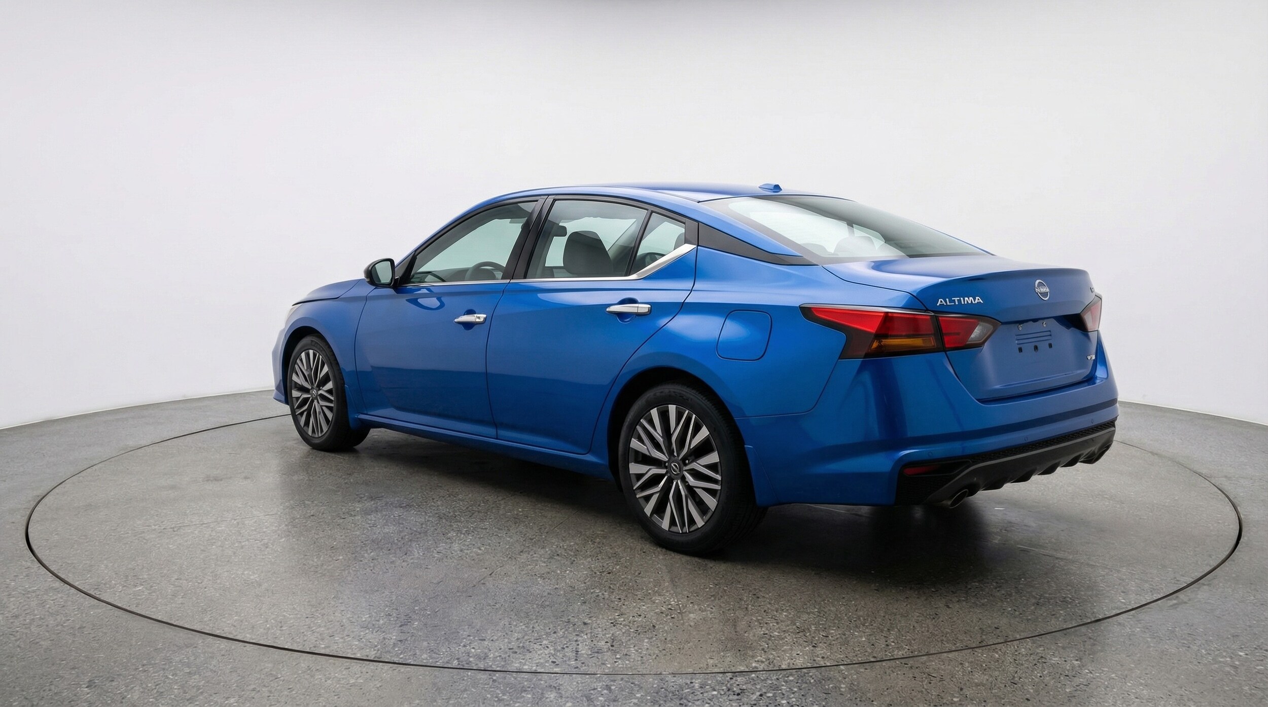 Thumbnail: 2025 Nissan Altima - 5