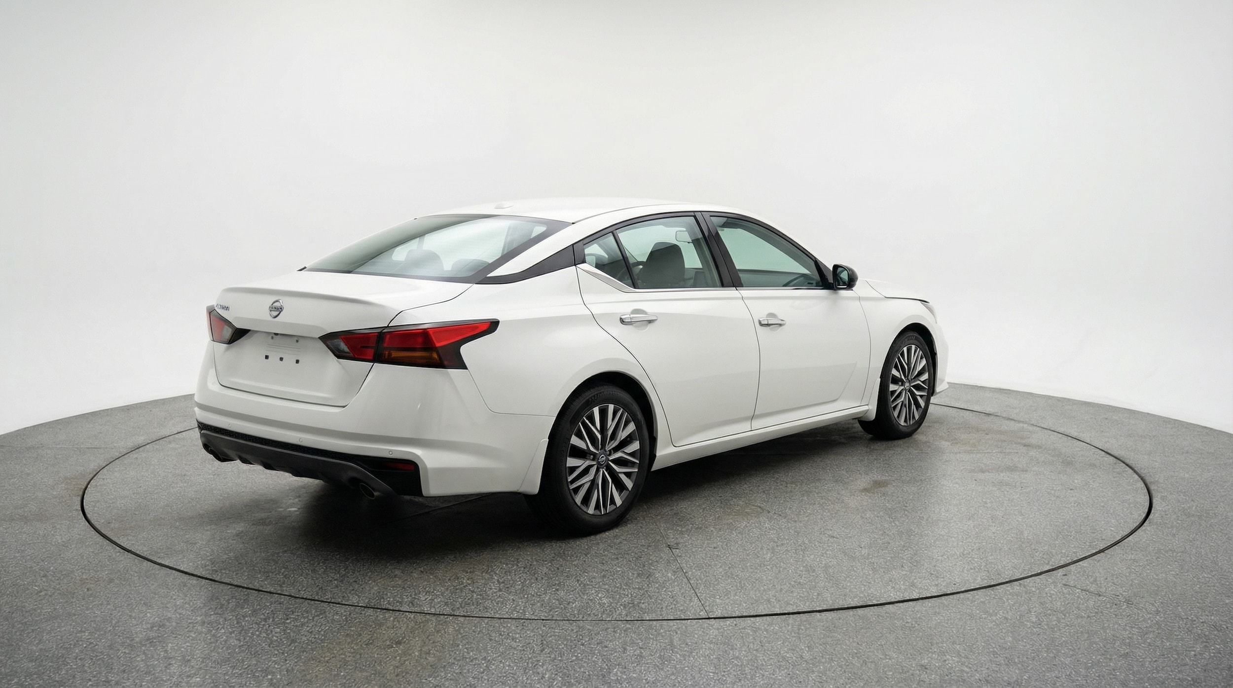 Thumbnail: 2025 Nissan Altima - 7