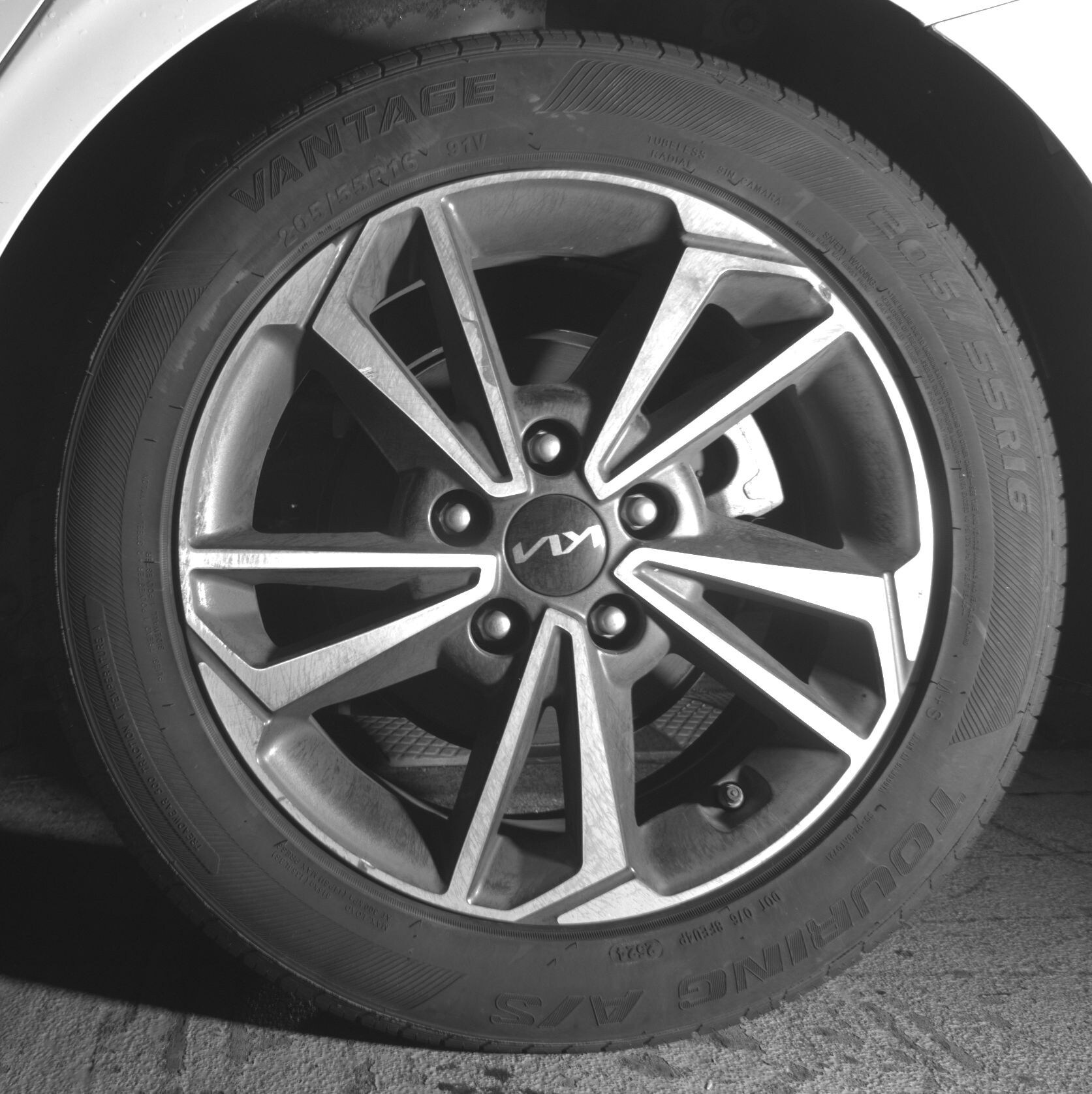 Thumbnail: 2024 Kia Forte - 11