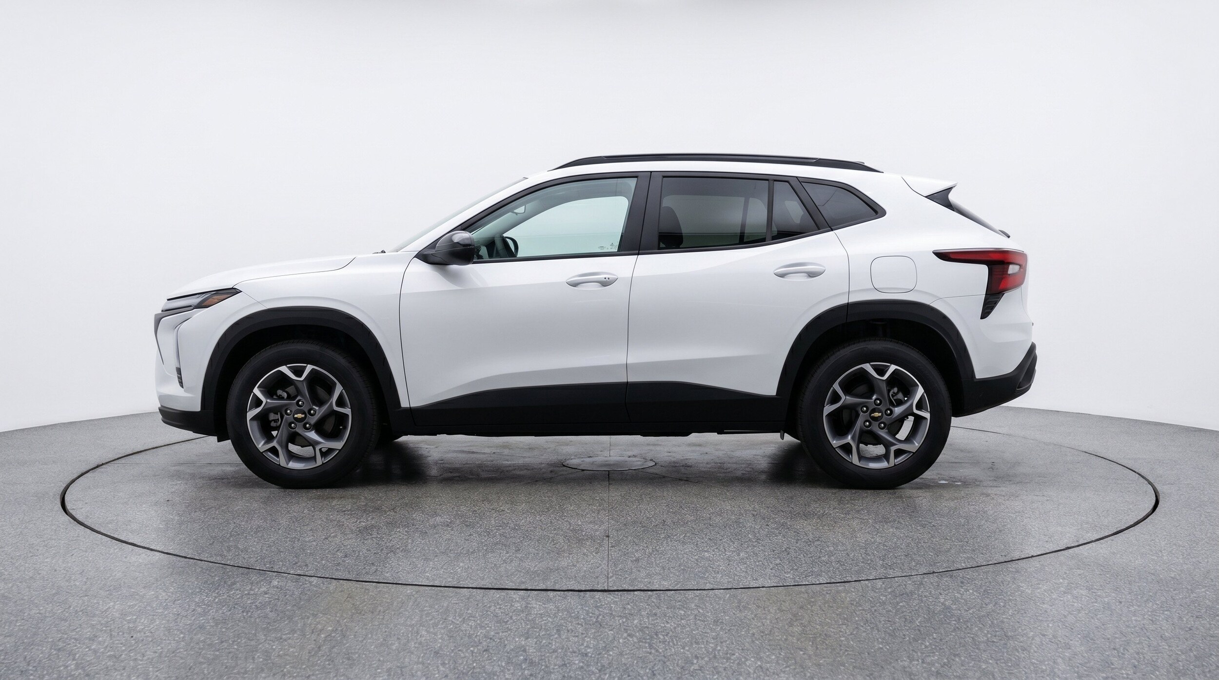 Thumbnail: 2025 Chevrolet Trax - 5