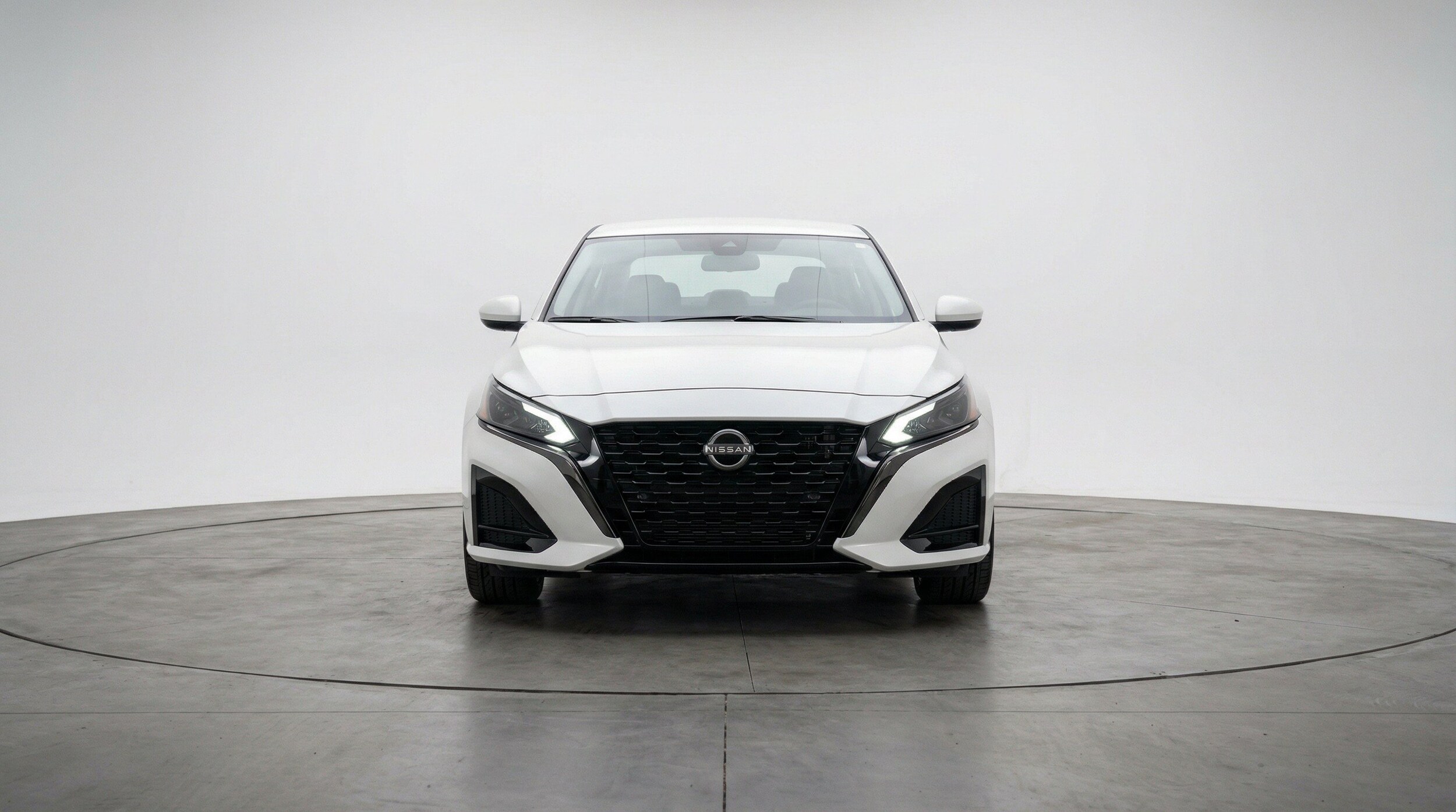 Thumbnail: 2025 Nissan Altima - 2