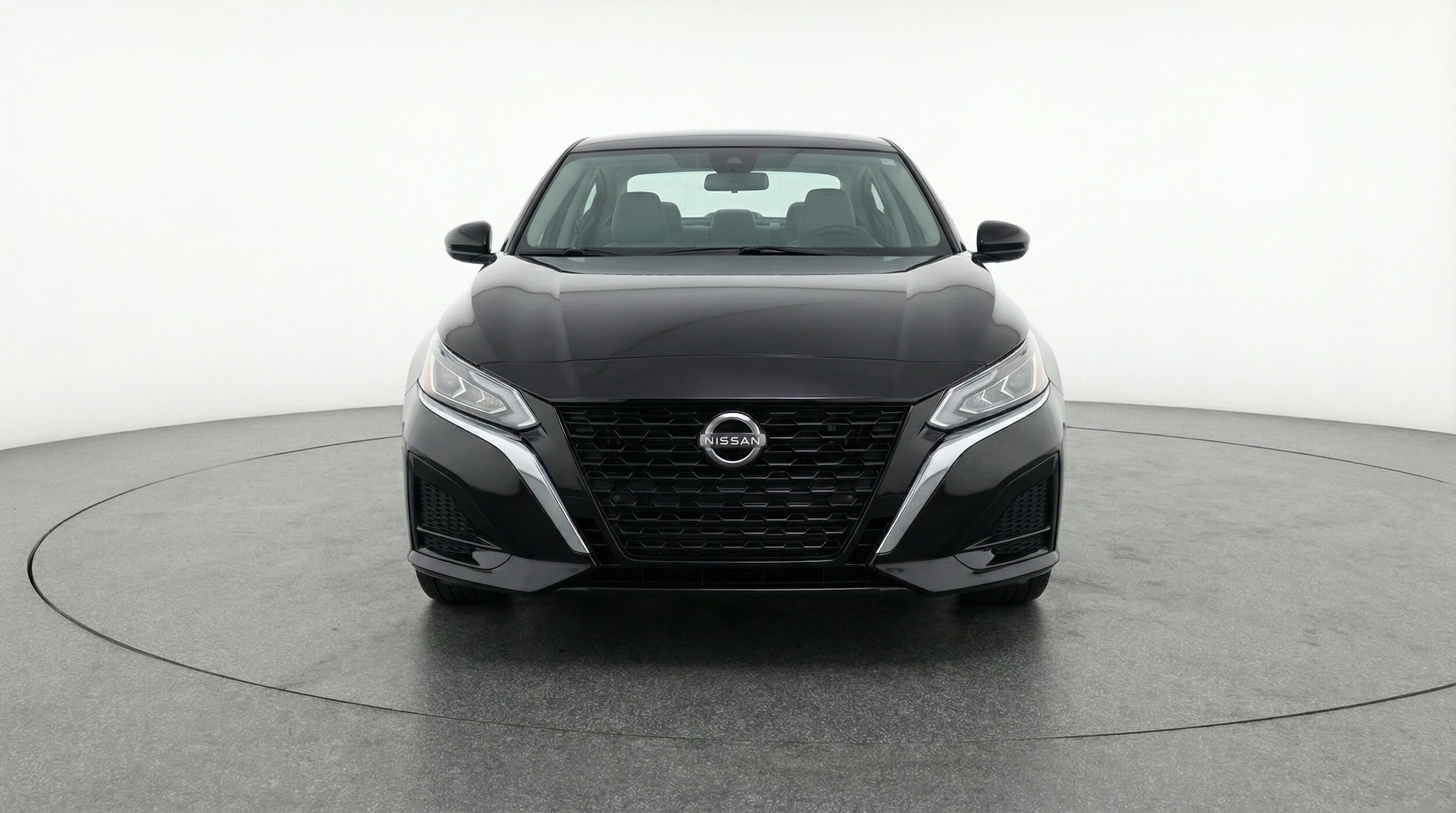 Thumbnail: 2025 Nissan Altima - 2