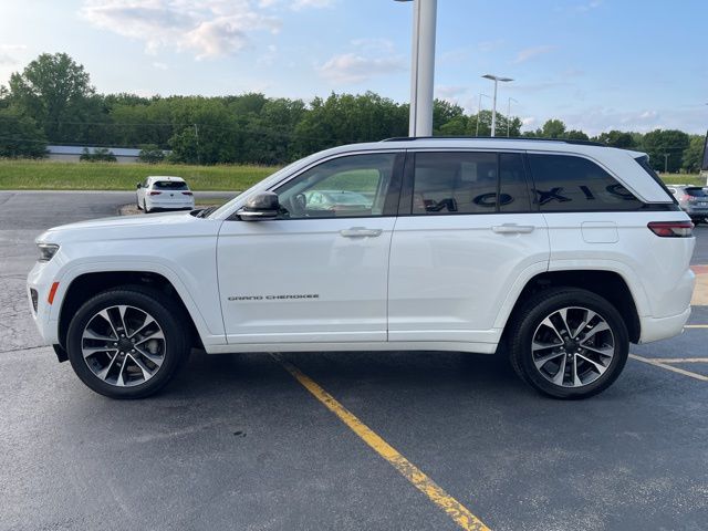 2023 Jeep Grand Cherokee Overland - Photo 5